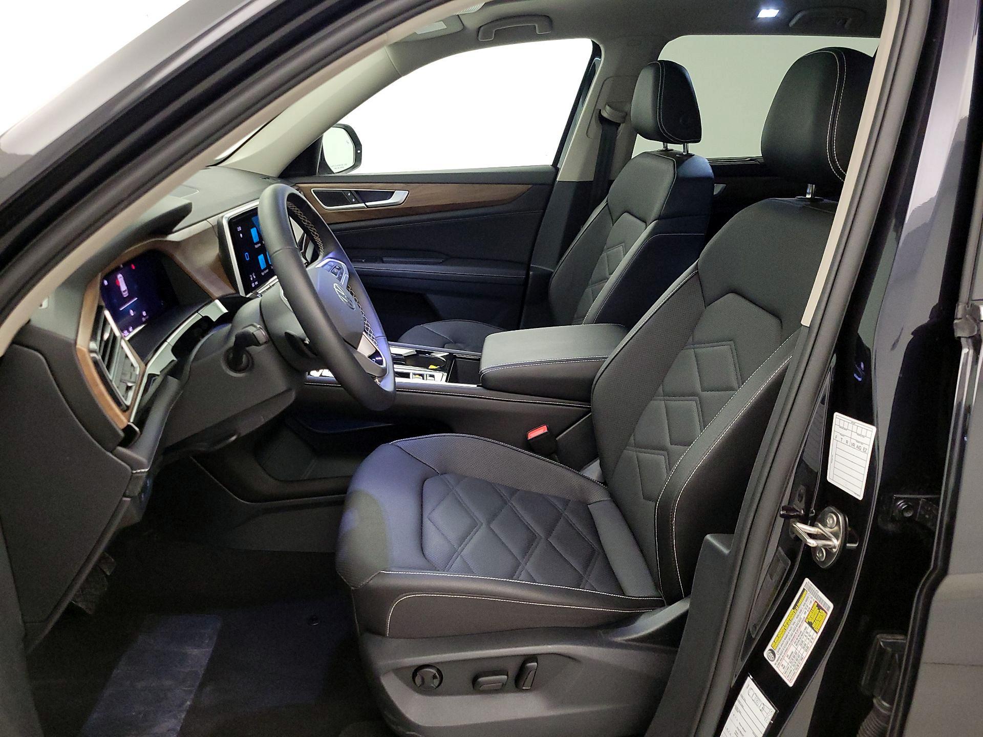 Thumbnail: 2025 Volkswagen Atlas - 11