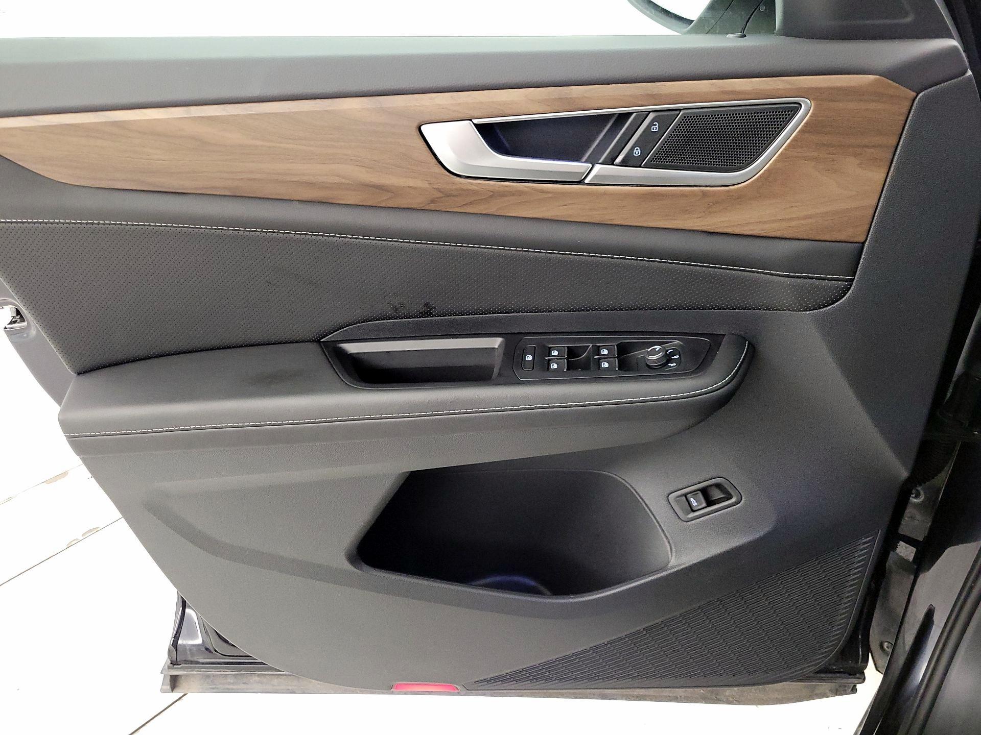 Thumbnail: 2025 Volkswagen Atlas - 12