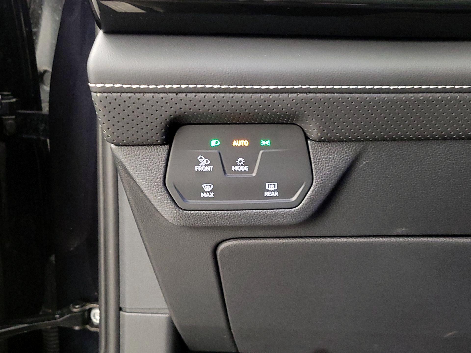 Thumbnail: 2025 Volkswagen Atlas - 13