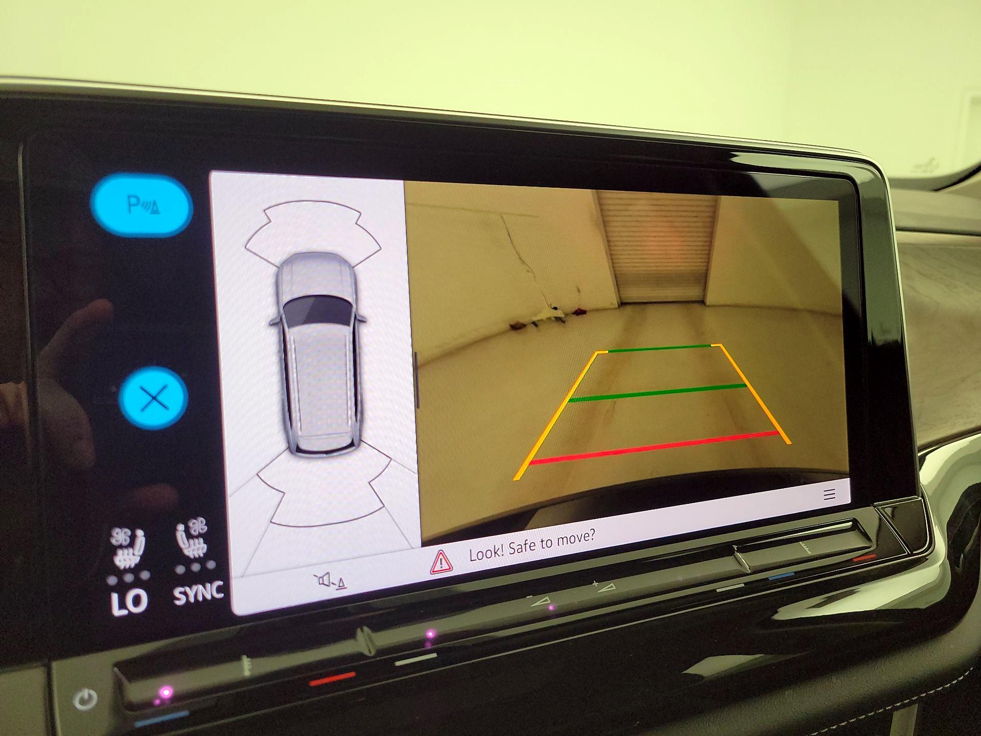 Thumbnail: 2025 Volkswagen Atlas - 14