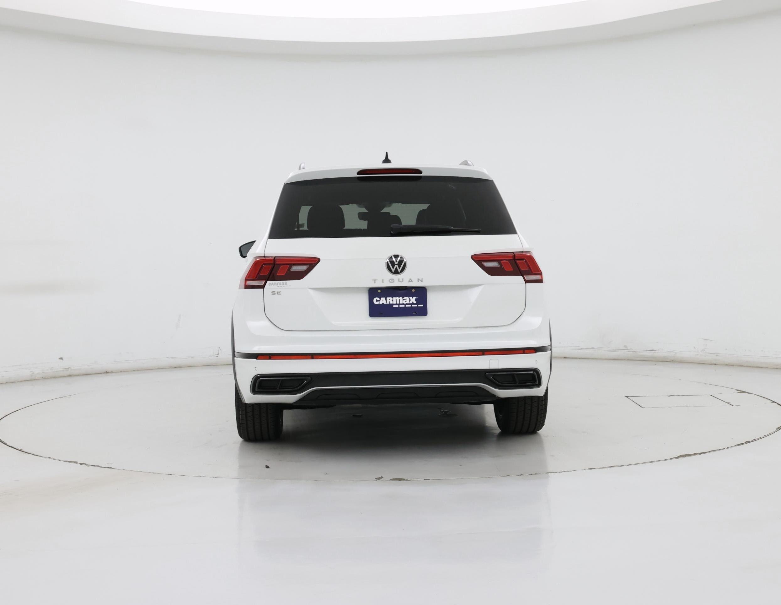 Thumbnail: 2023 Volkswagen Tiguan - 6