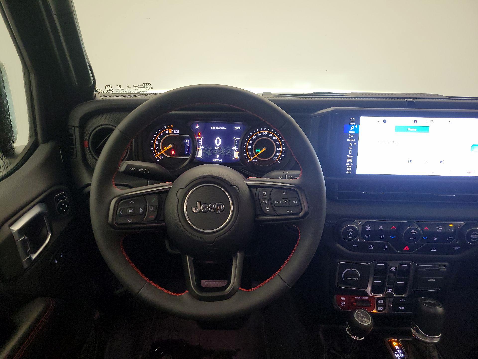 Thumbnail: 2024 Jeep Gladiator - 10