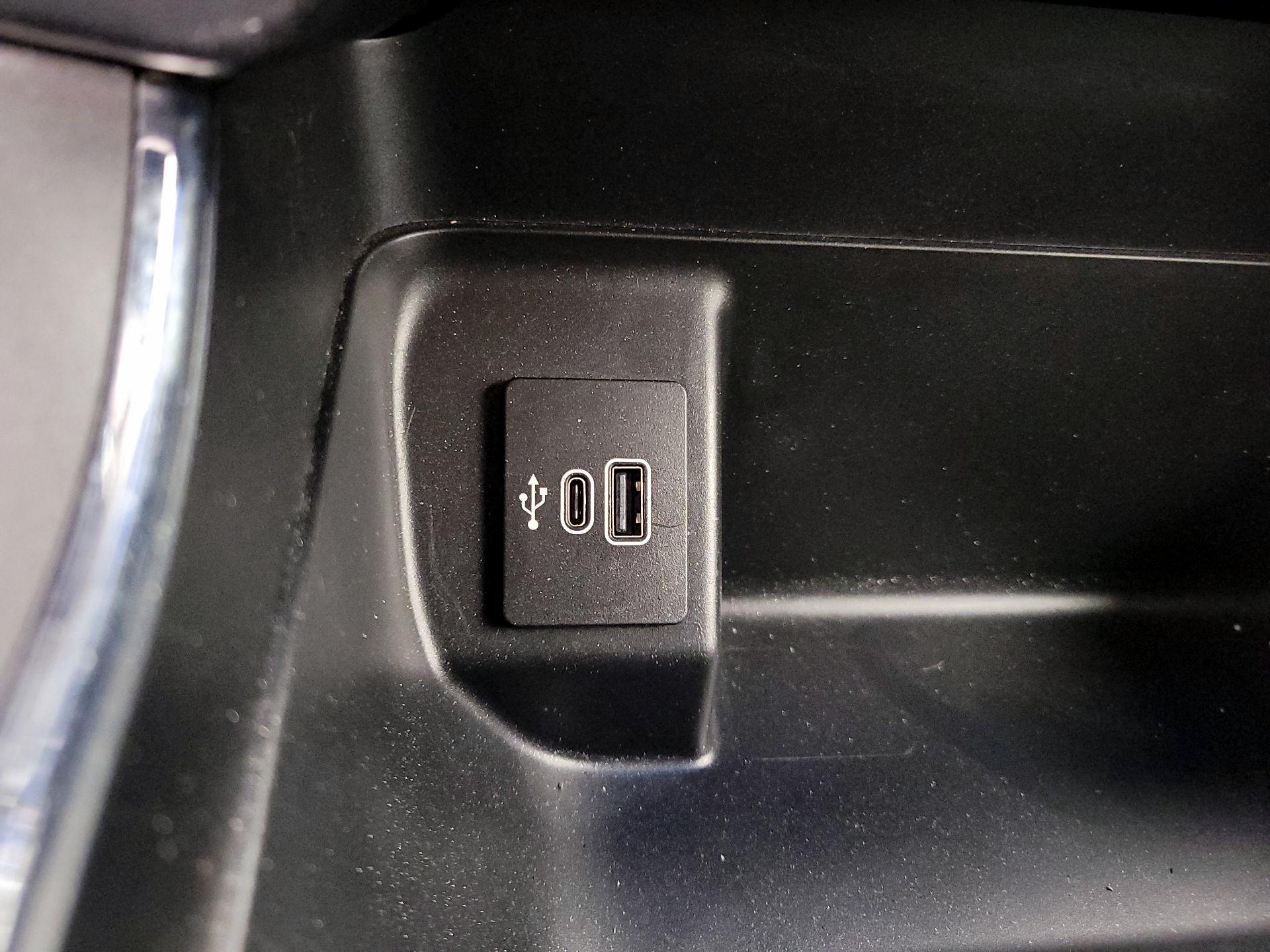 Thumbnail: 2025 Ford F-150 - 19