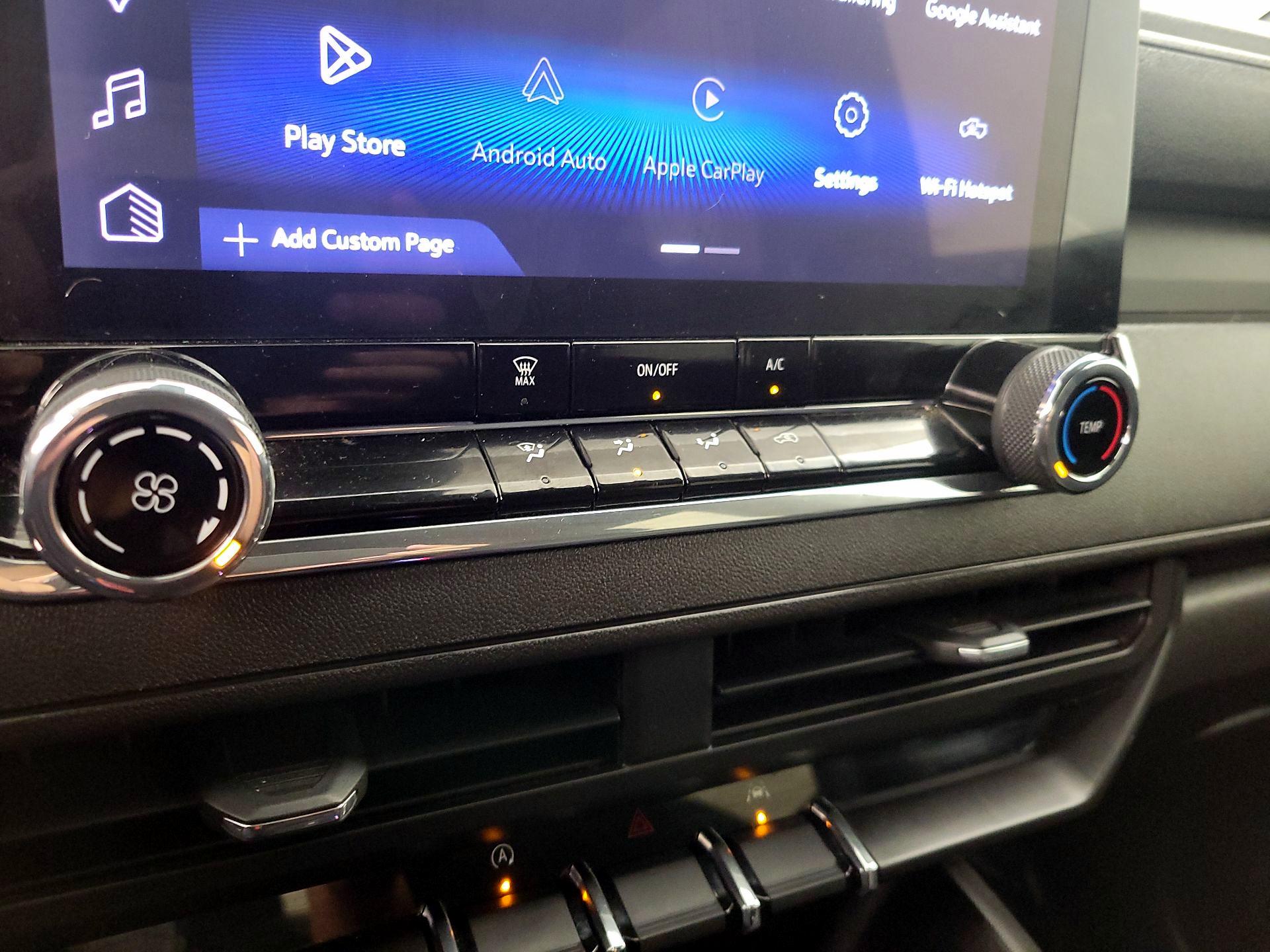 Thumbnail: 2023 Chevrolet Colorado - 16