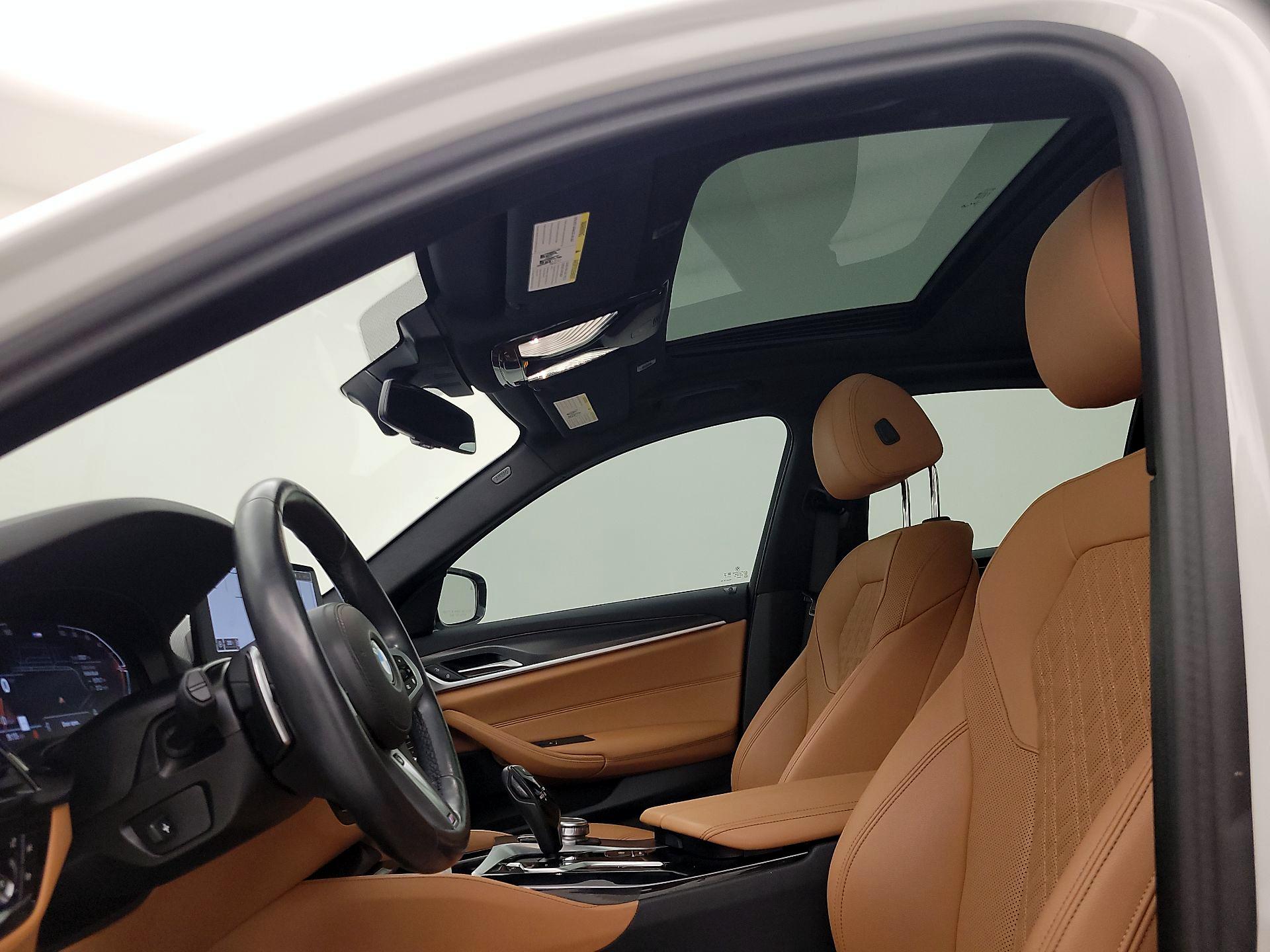 Thumbnail: 2023 BMW 5 Series - 19