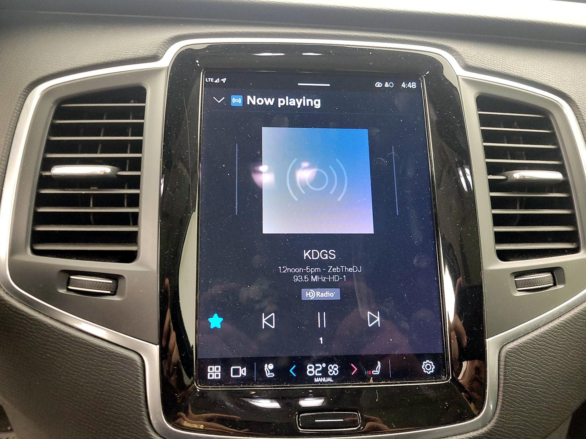 Thumbnail: 2023 Volvo XC90 - 16