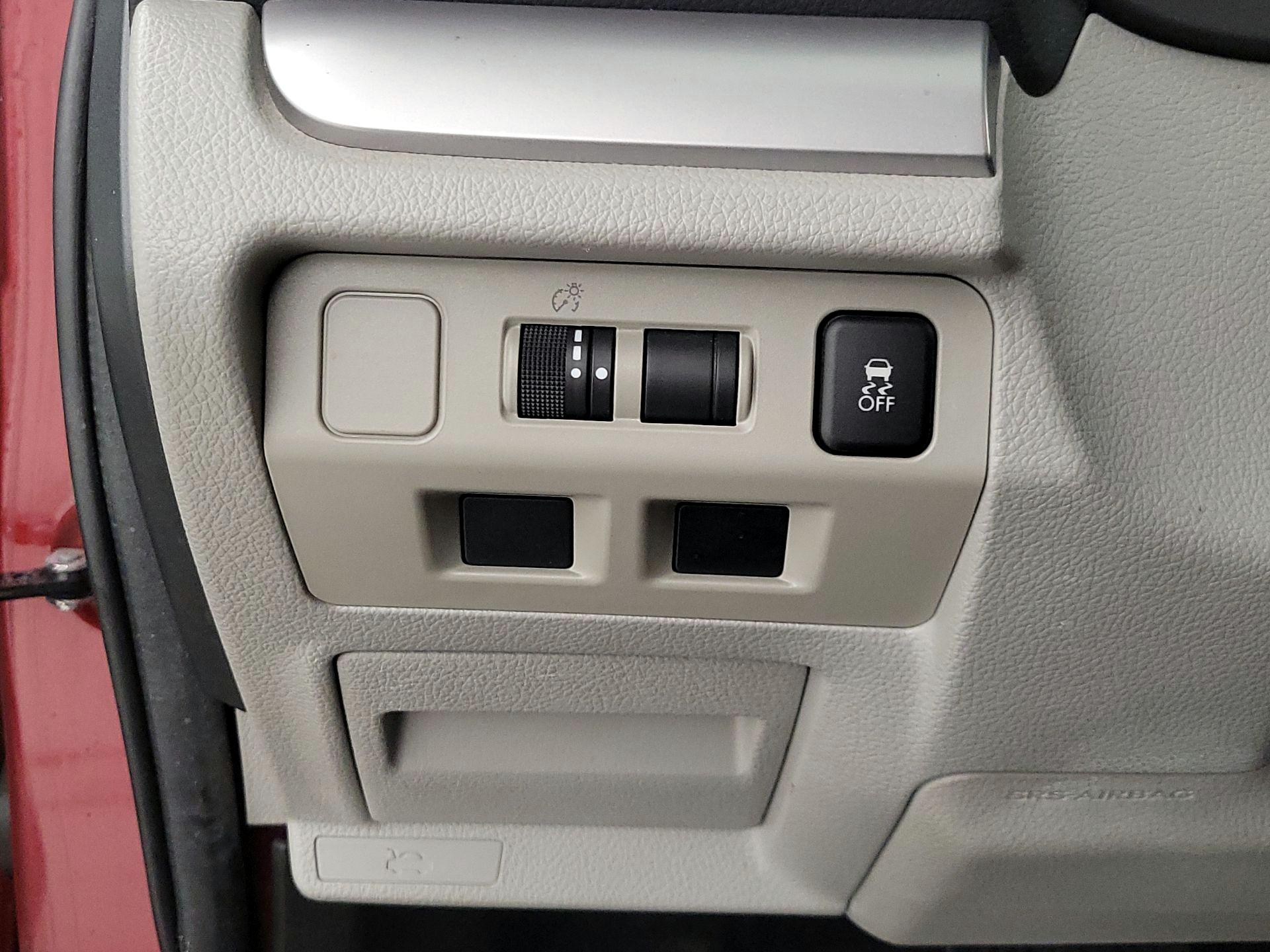 Thumbnail: 2018 Subaru Forester - 13