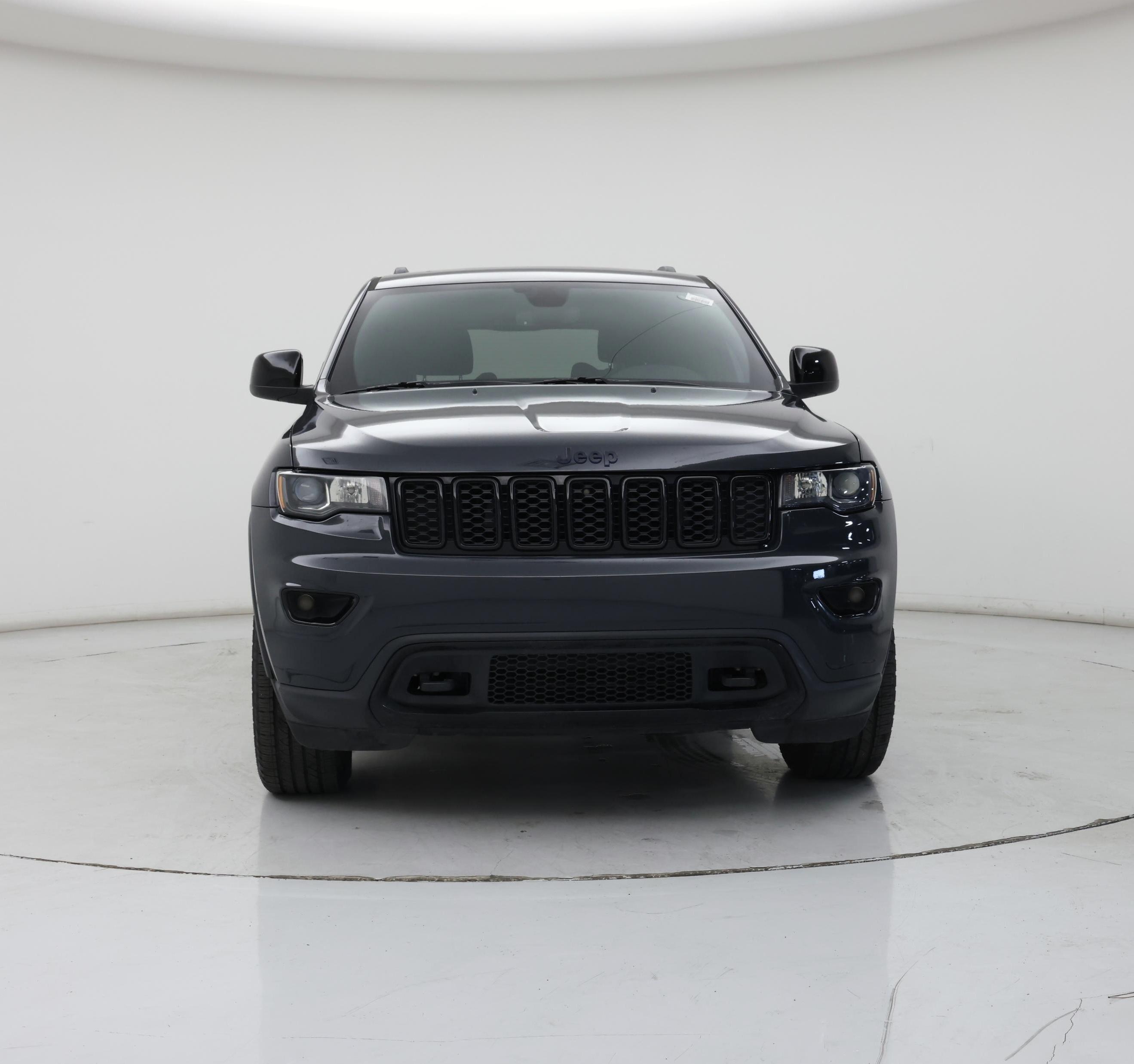 Thumbnail: 2018 Jeep Grand Cherokee - 5