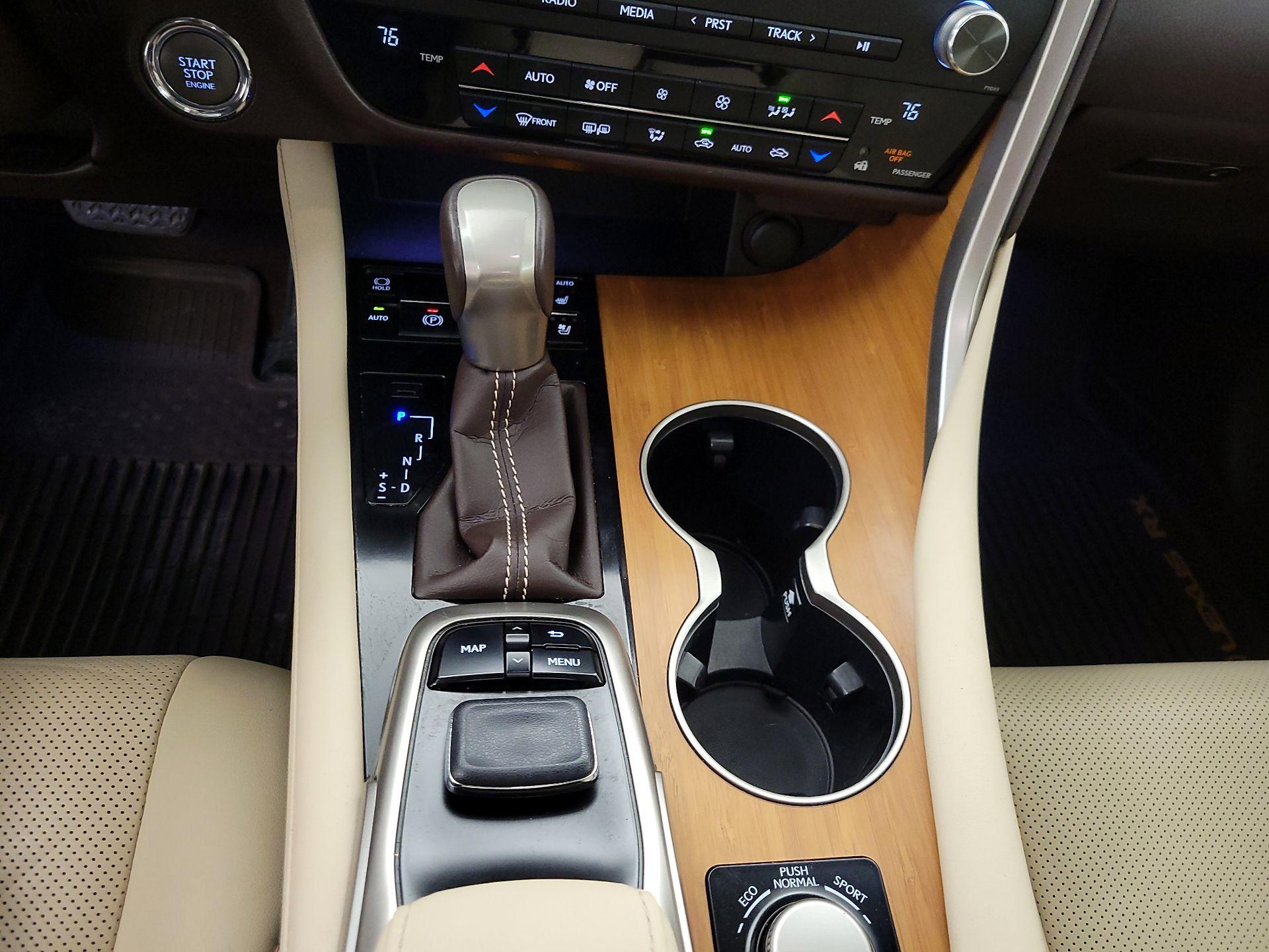 Thumbnail: 2016 Lexus RX - 18