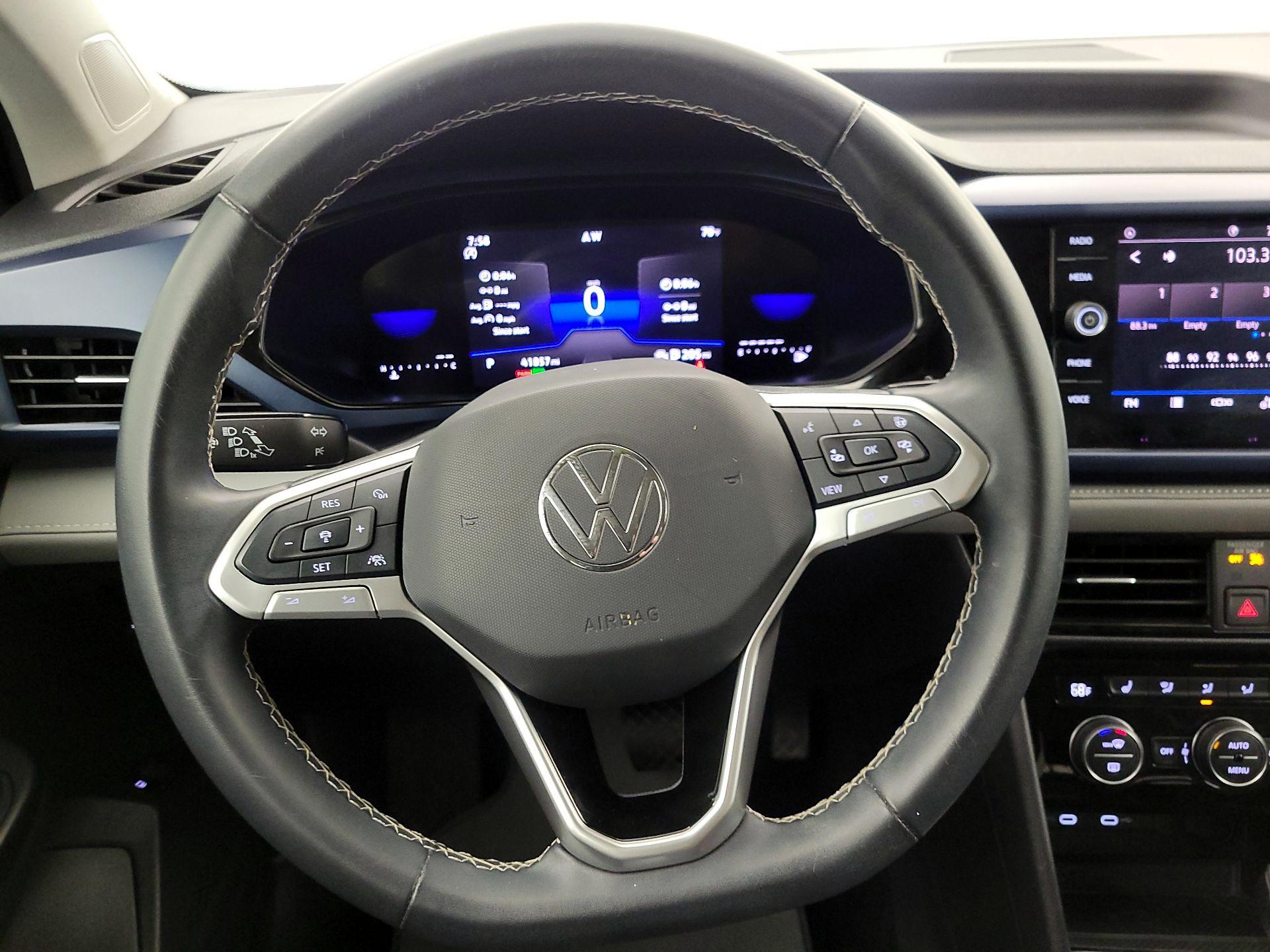 Thumbnail: 2024 Volkswagen Taos - 10