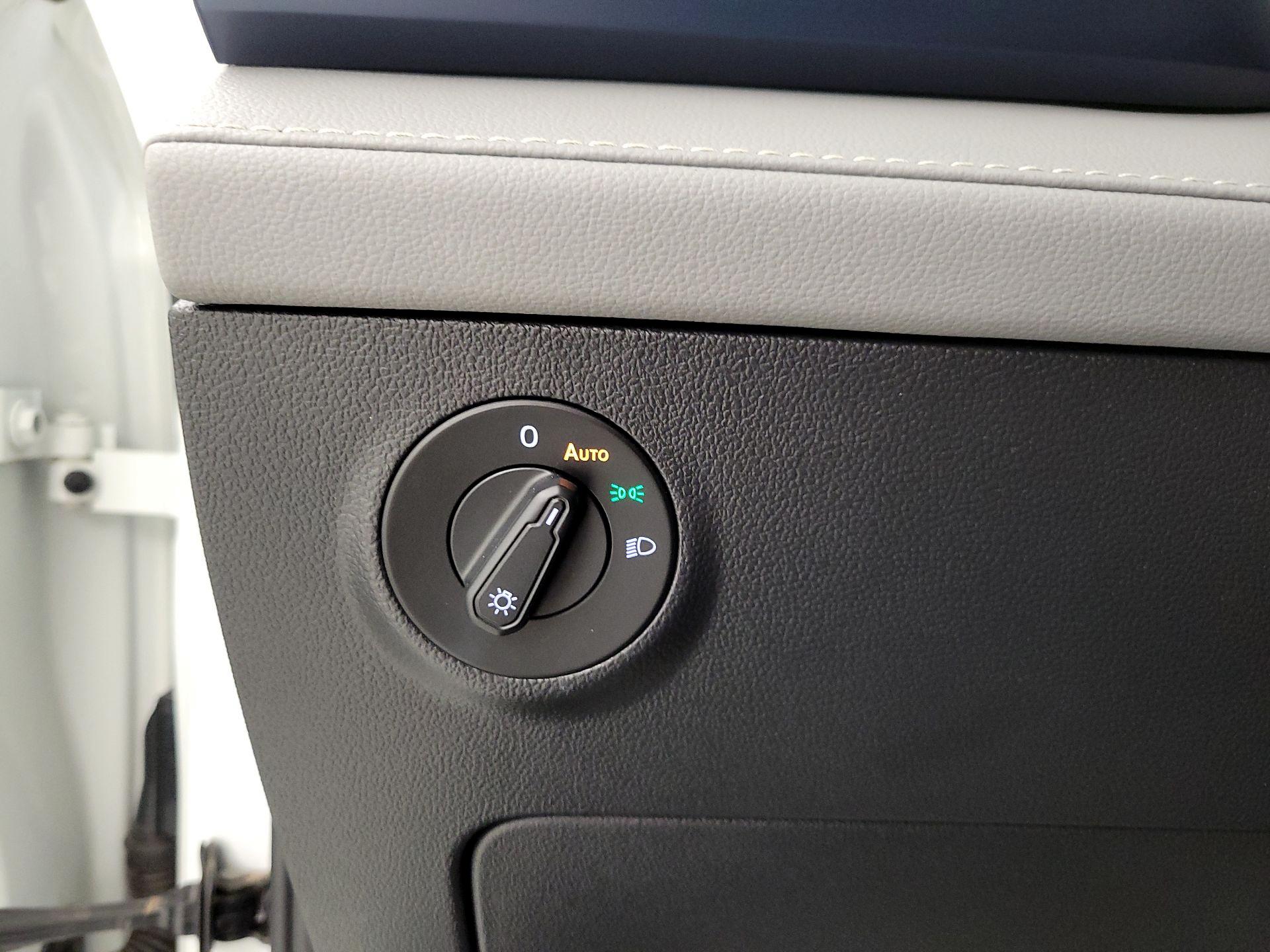 Thumbnail: 2024 Volkswagen Taos - 13