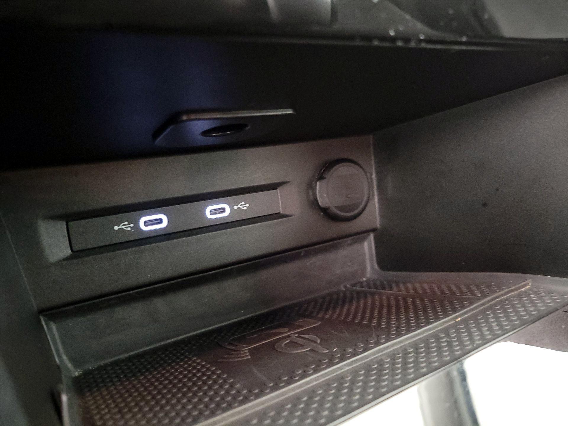 Thumbnail: 2024 Volkswagen Taos - 18