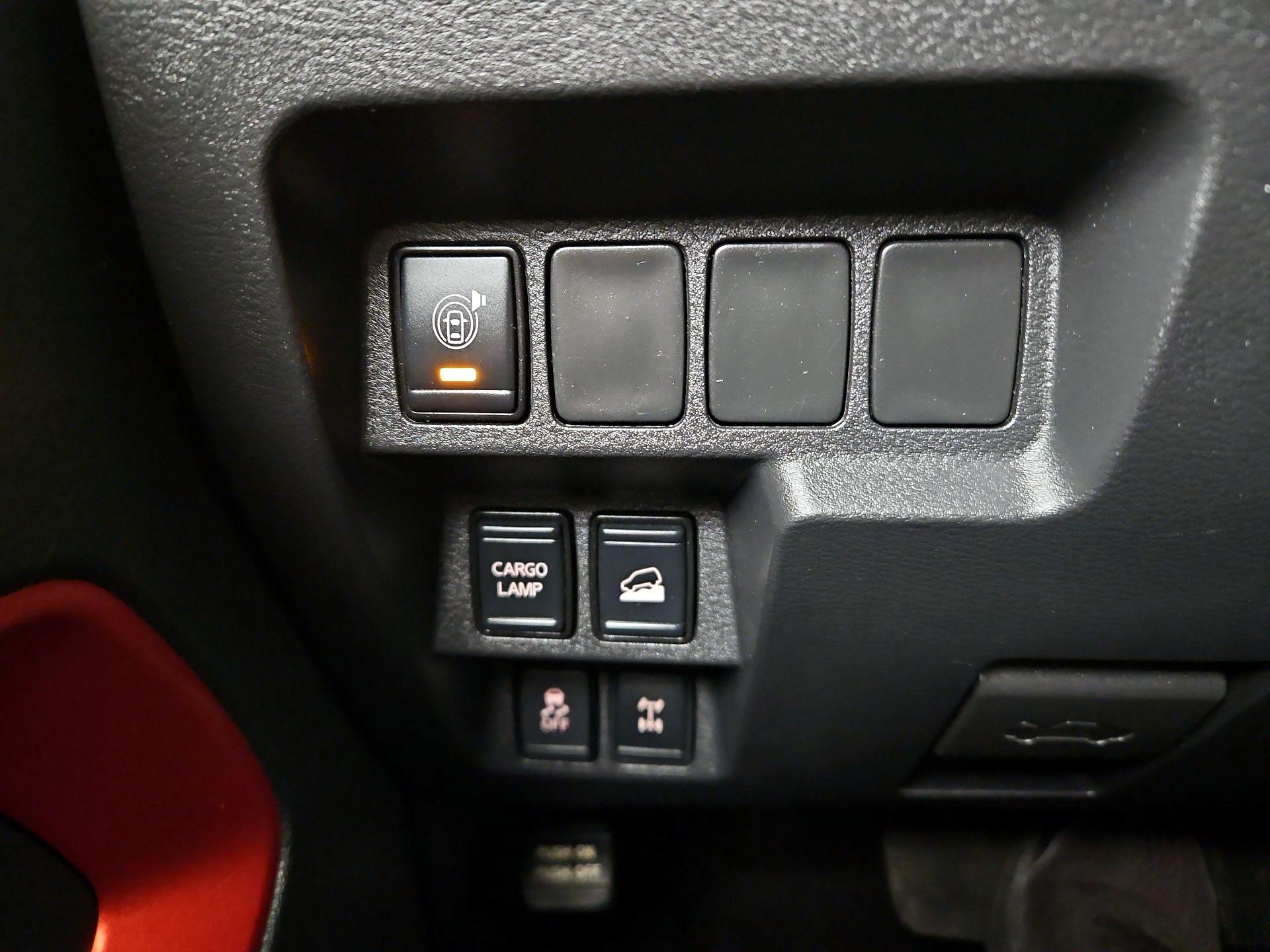 Thumbnail: 2023 Nissan Frontier - 13