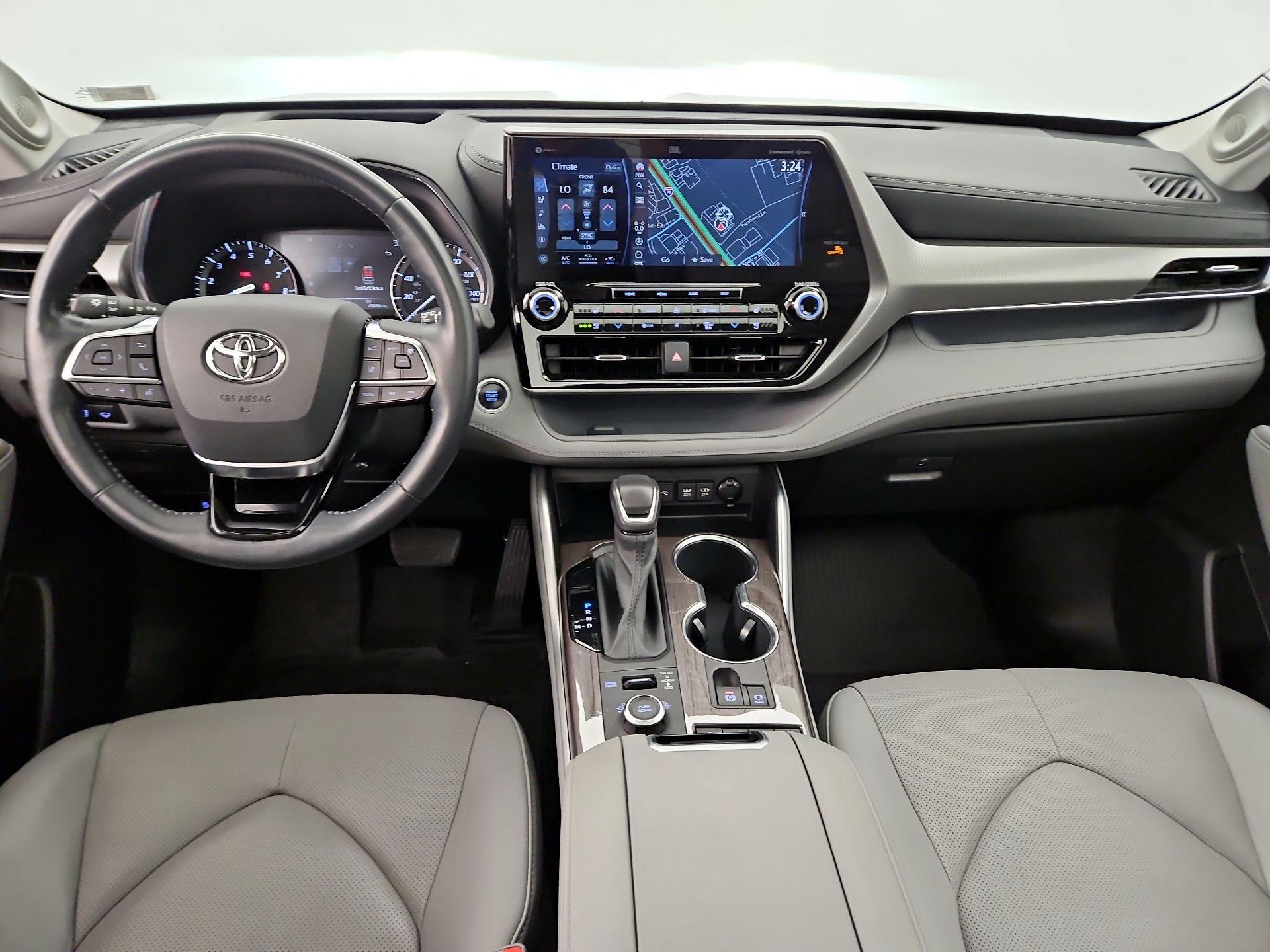 Thumbnail: 2021 Toyota Highlander - 9