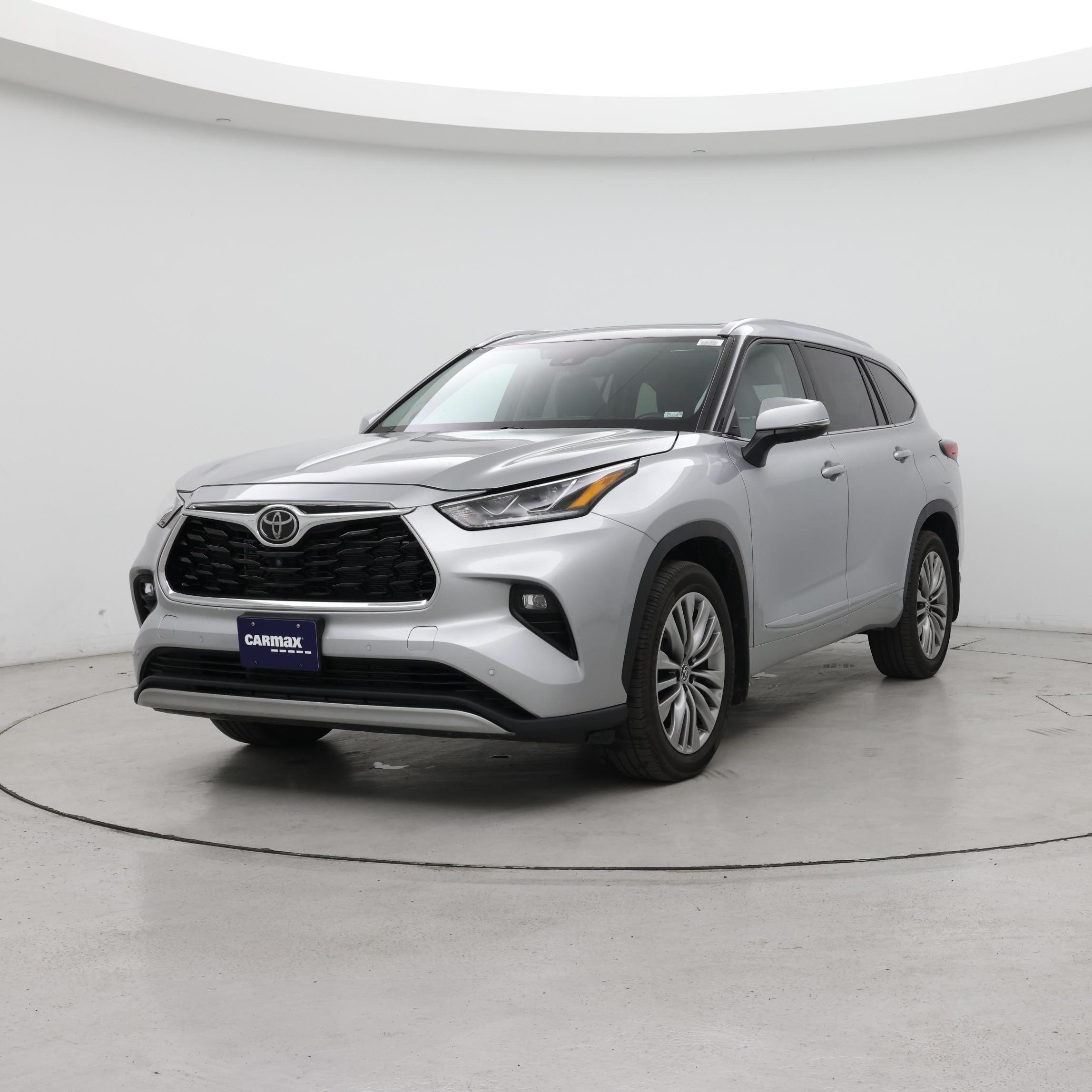 Thumbnail: 2021 Toyota Highlander - 4