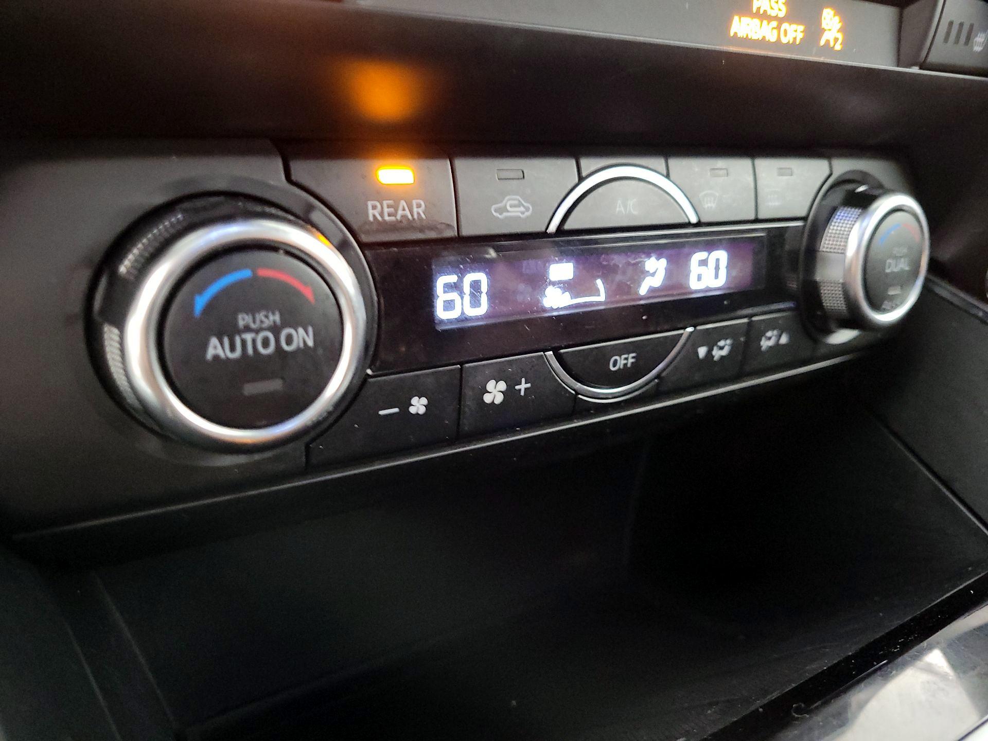 Thumbnail: 2016 Mazda CX-9 - 17