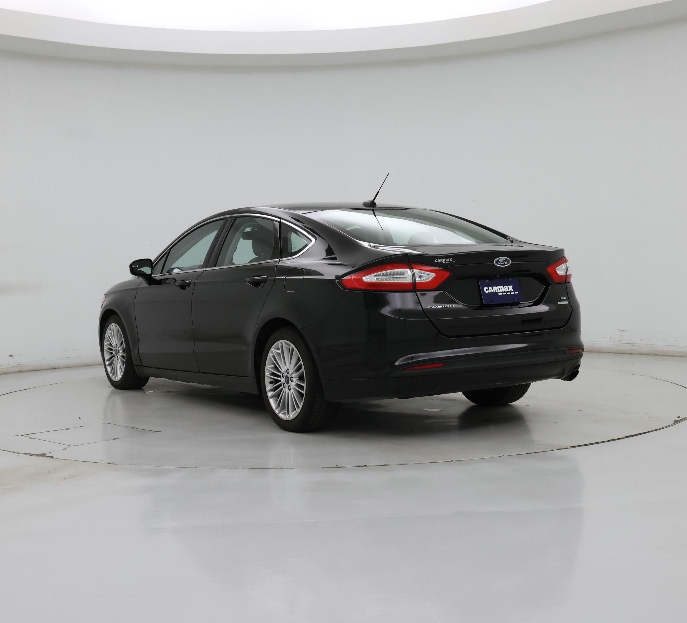 Thumbnail: 2016 Ford Fusion - 2
