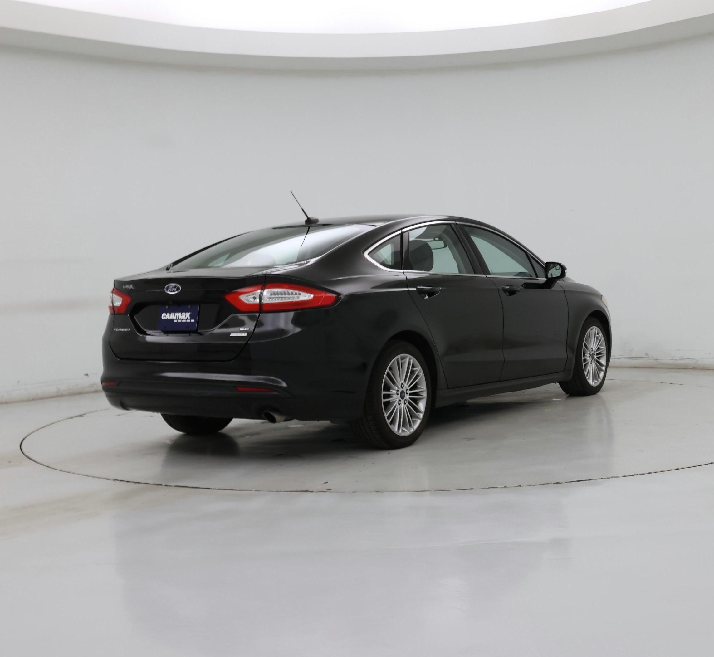 Thumbnail: 2016 Ford Fusion - 8