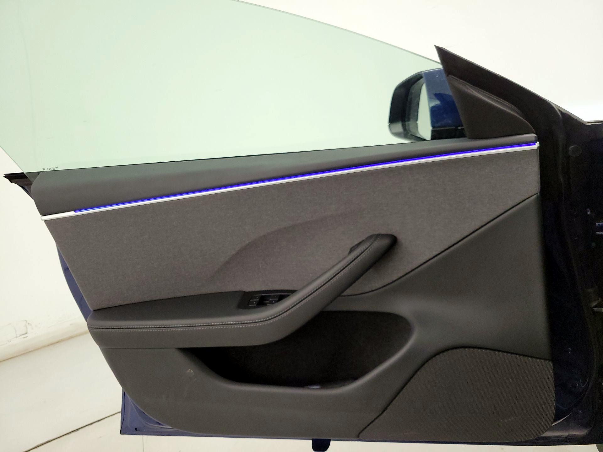 Thumbnail: 2025 Tesla Model 3 - 12