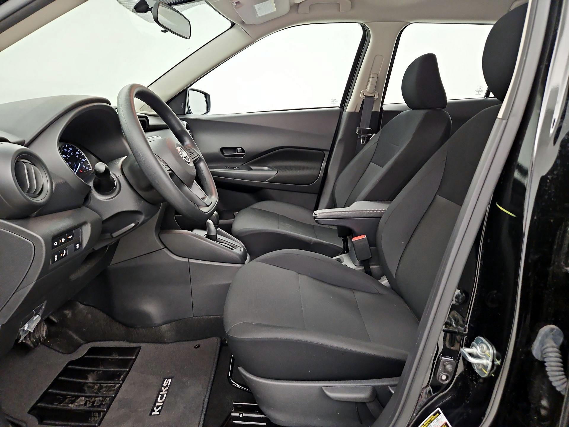 Thumbnail: 2025 Nissan Kicks - 11