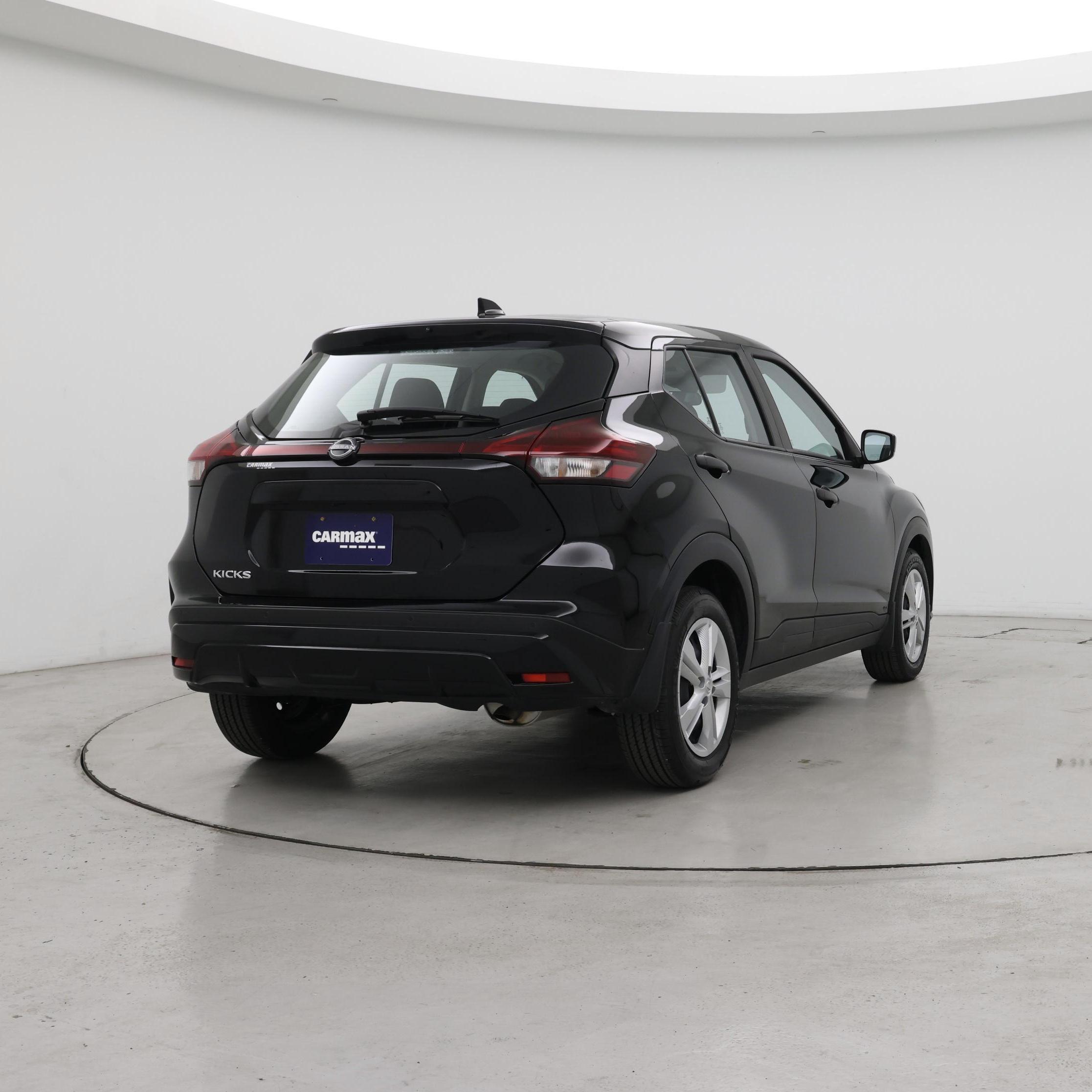 Thumbnail: 2025 Nissan Kicks - 8