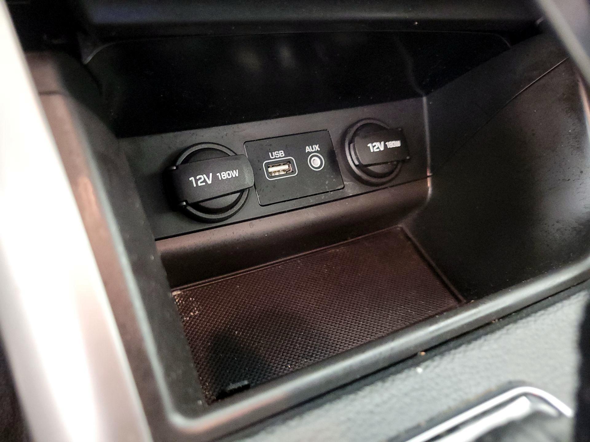 Thumbnail: 2017 Hyundai Sonata - 18