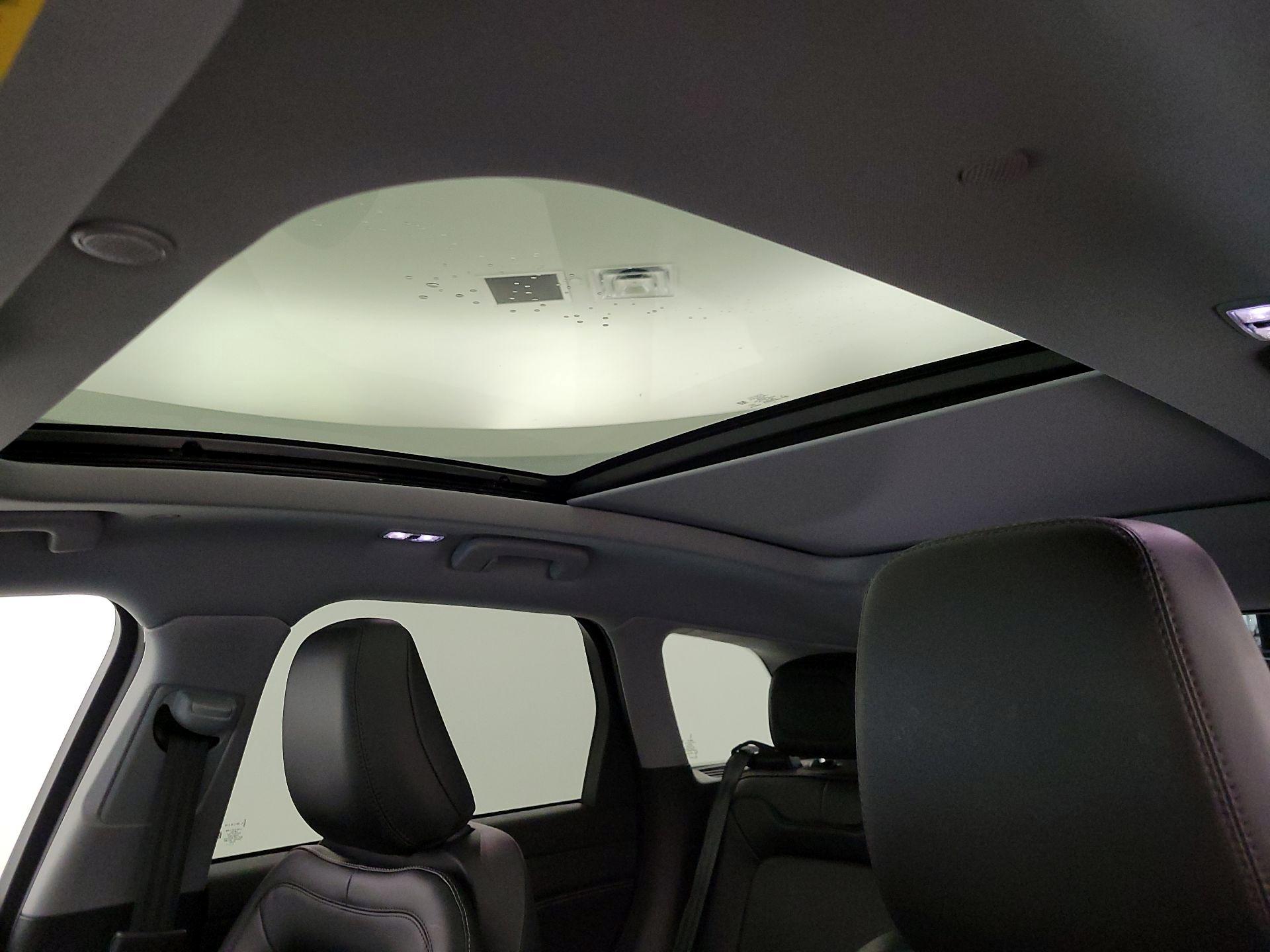 Thumbnail: 2022 Lincoln Corsair - 20