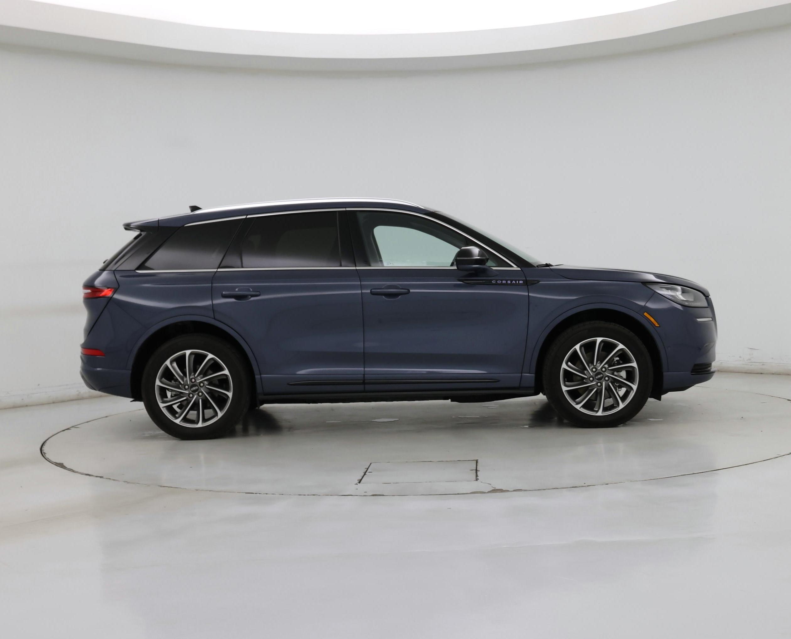 Thumbnail: 2022 Lincoln Corsair - 7