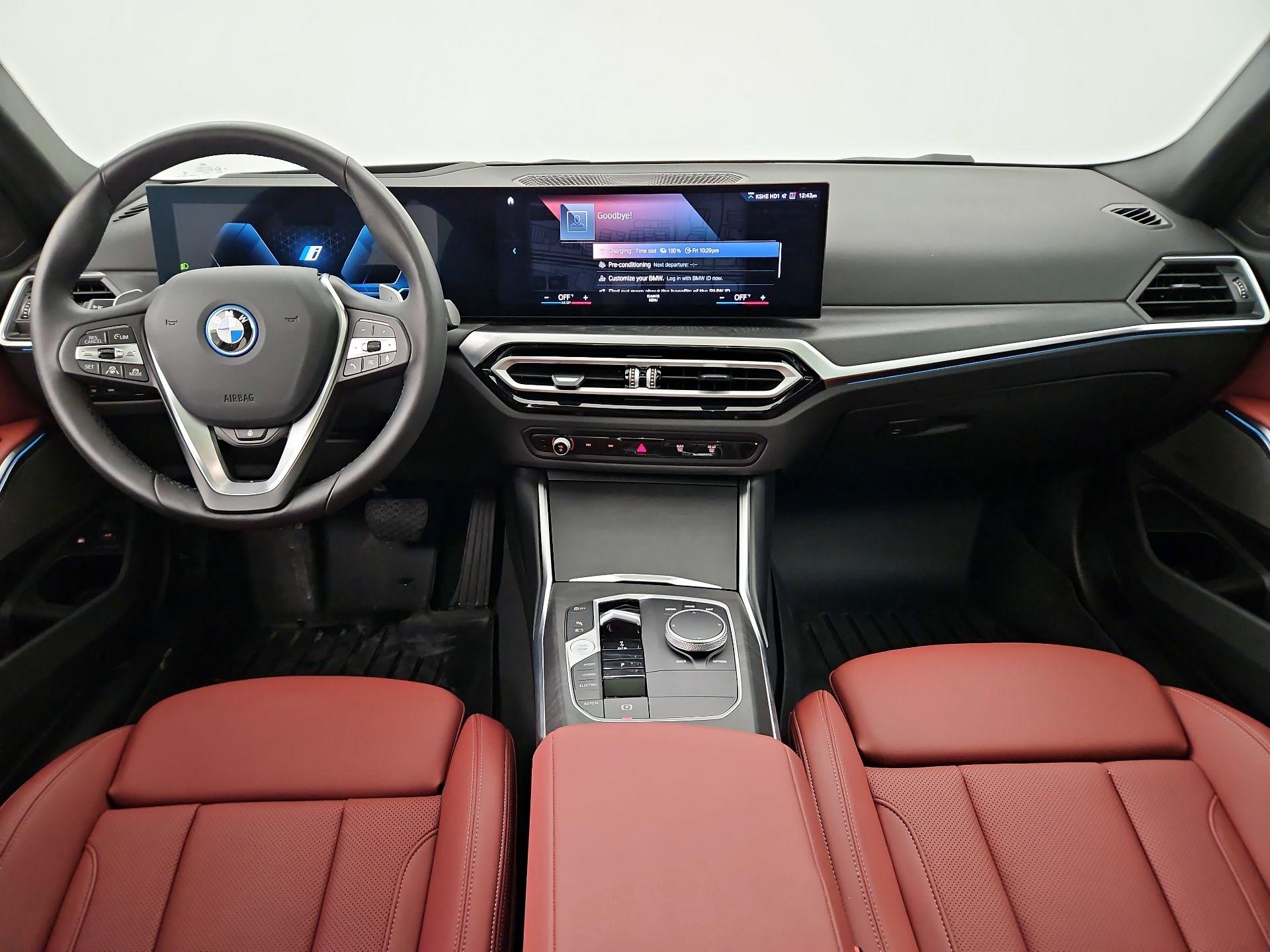 Thumbnail: 2024 BMW 3 Series - 9