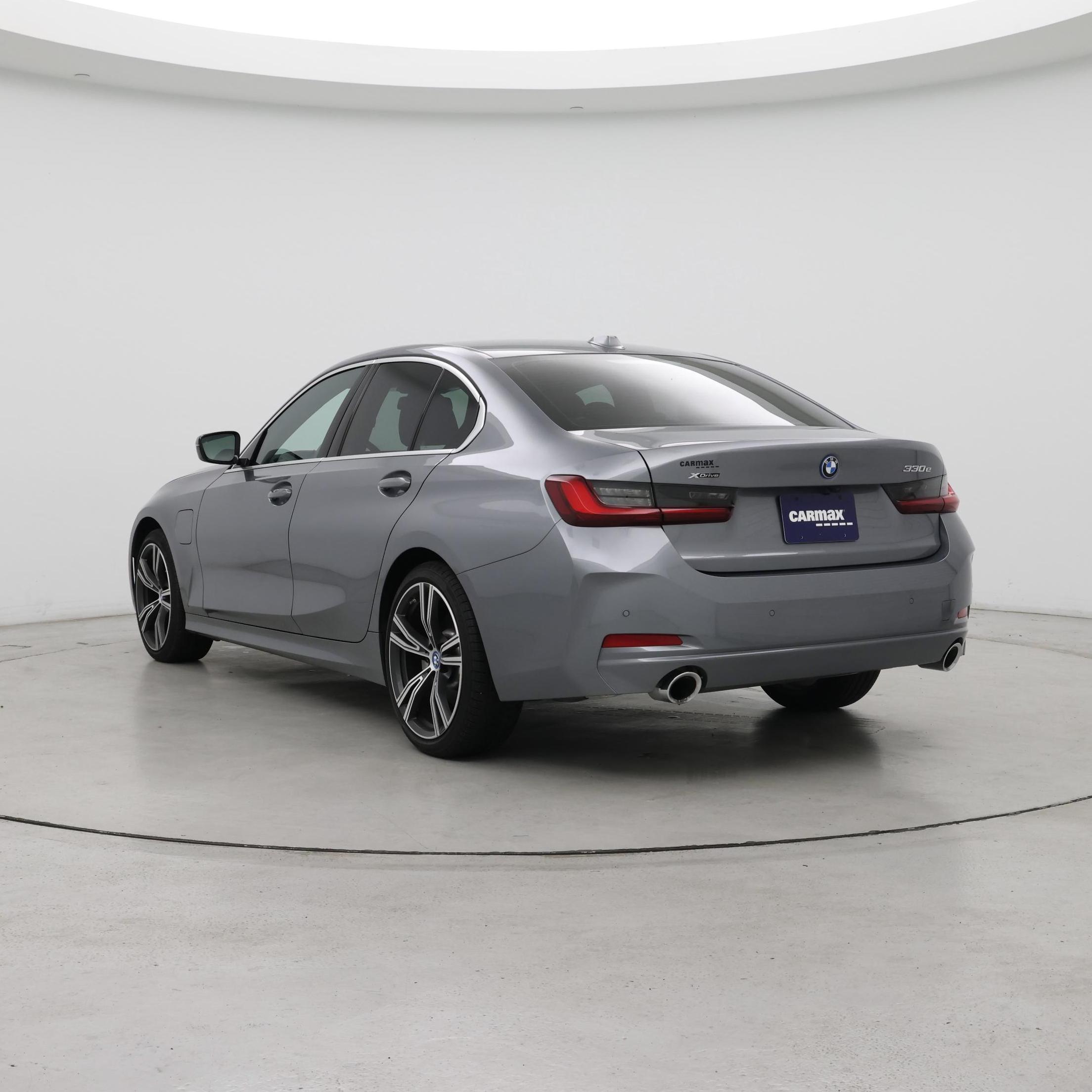 Thumbnail: 2024 BMW 3 Series - 2