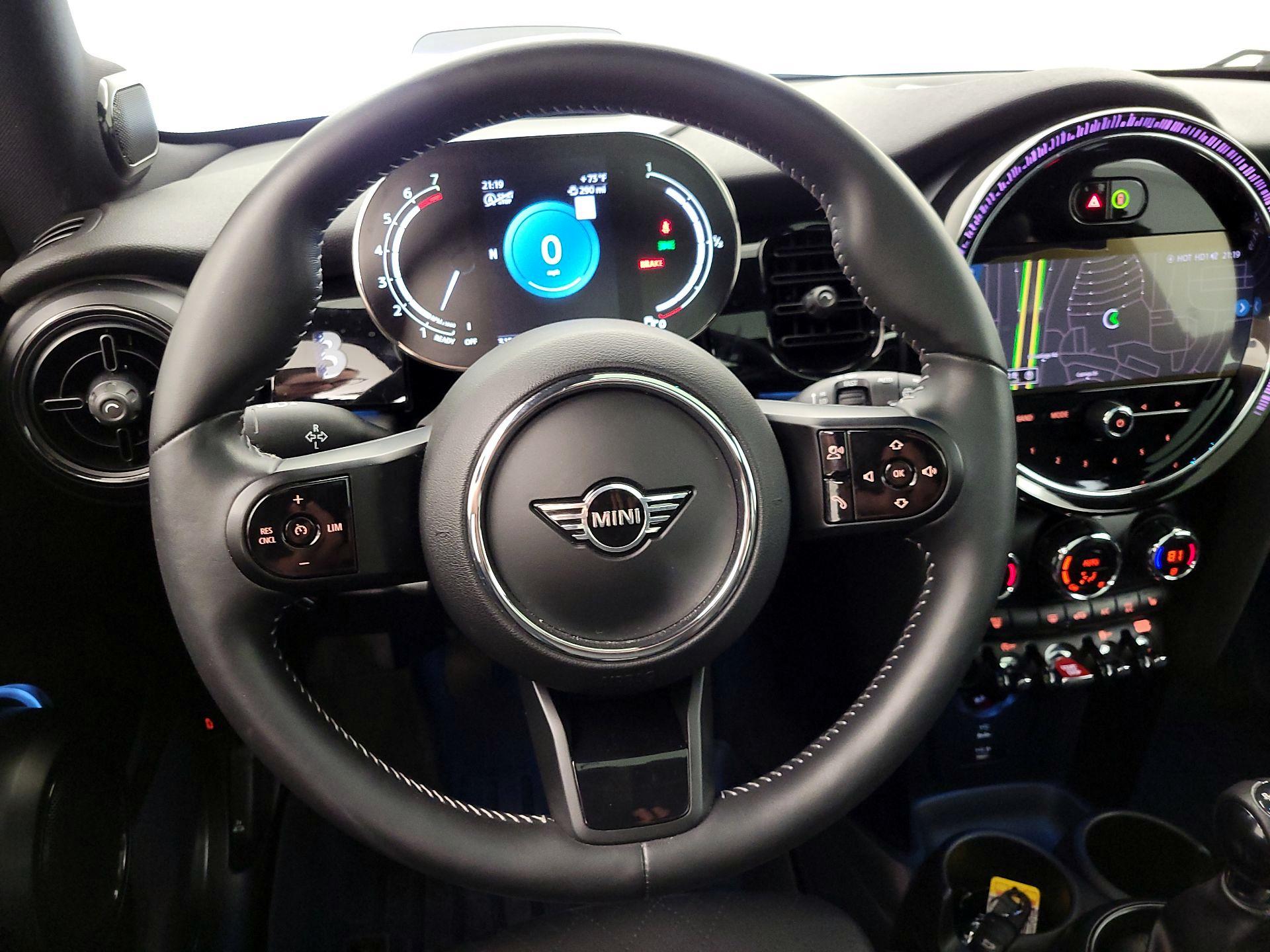 Thumbnail: 2022 MINI Cooper Hardtop - 10