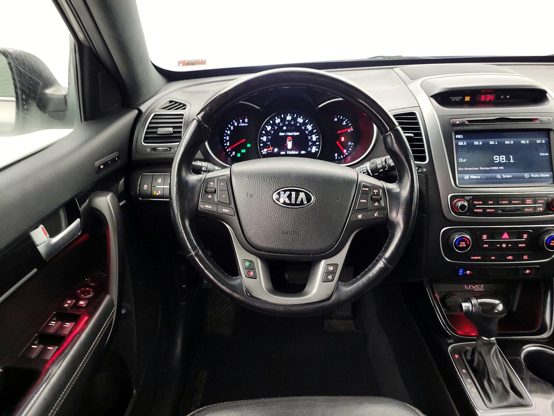 Thumbnail: 2015 Kia Sorento - 10