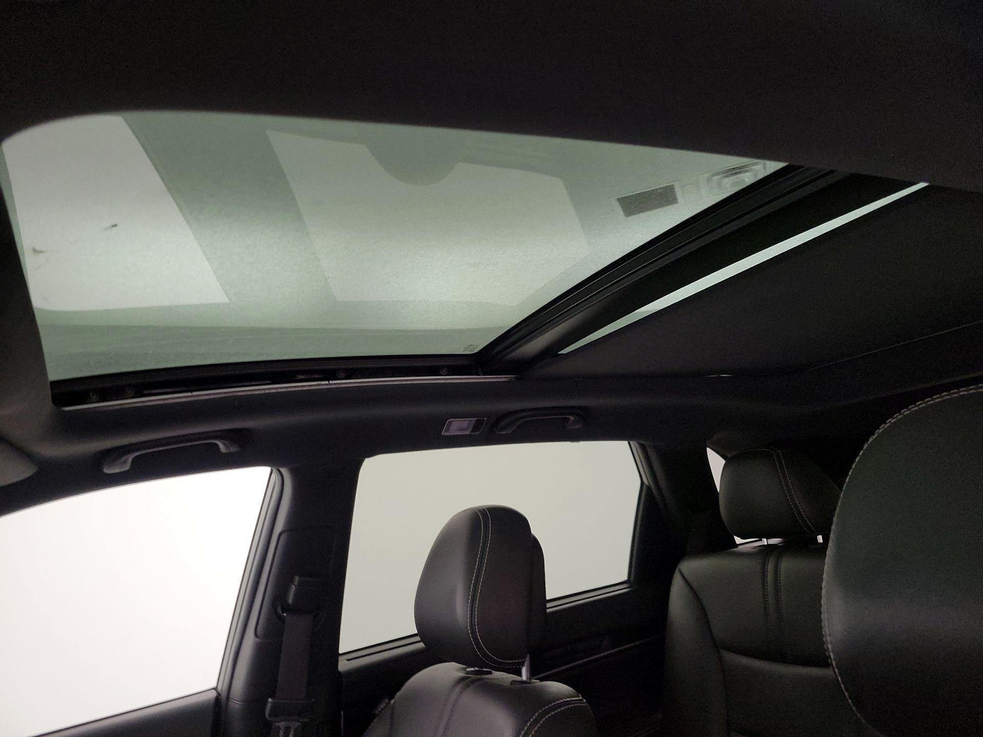 Thumbnail: 2015 Kia Sorento - 19