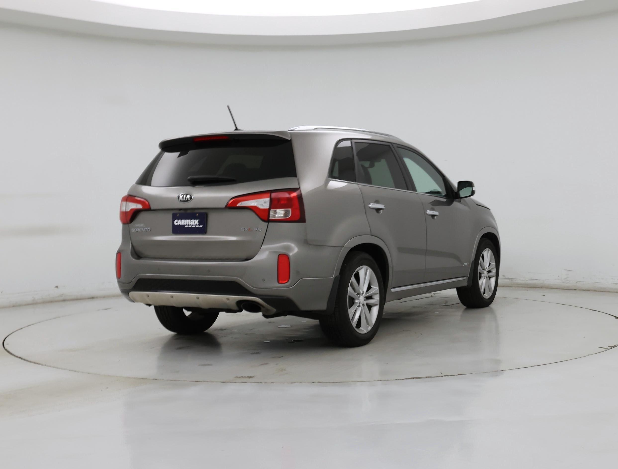 Thumbnail: 2015 Kia Sorento - 8