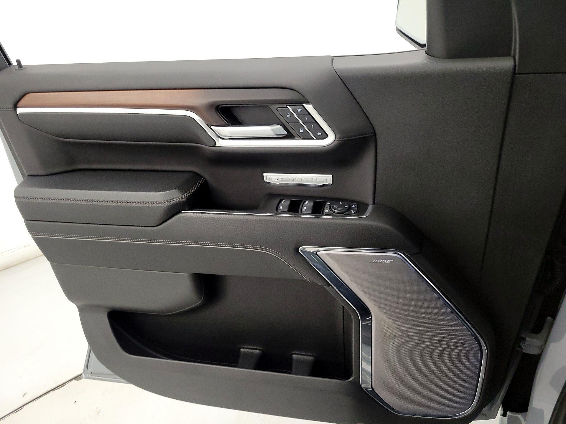 Thumbnail: 2024 GMC Sierra 1500 - 12