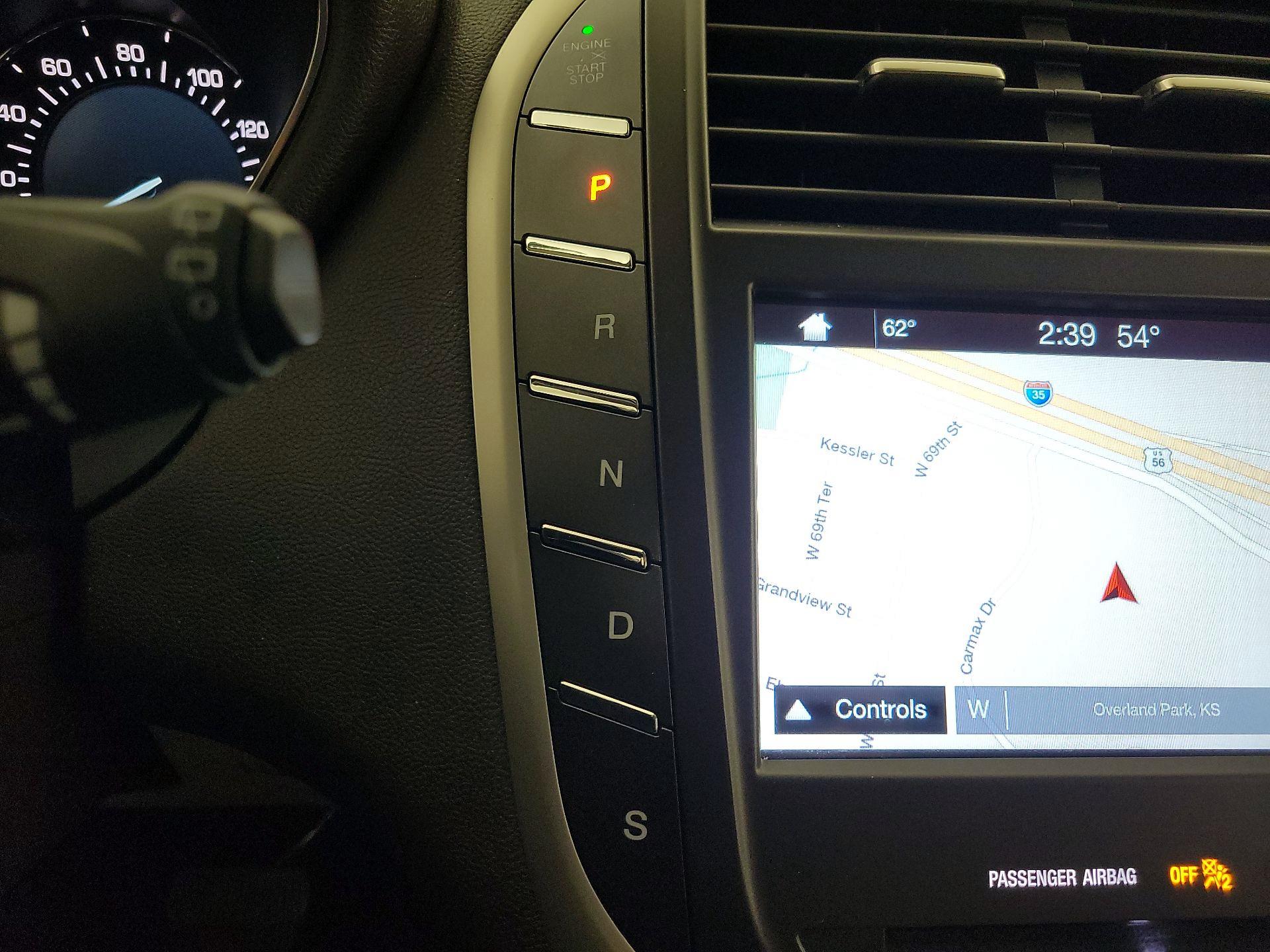 Thumbnail: 2018 Lincoln MKC - 18