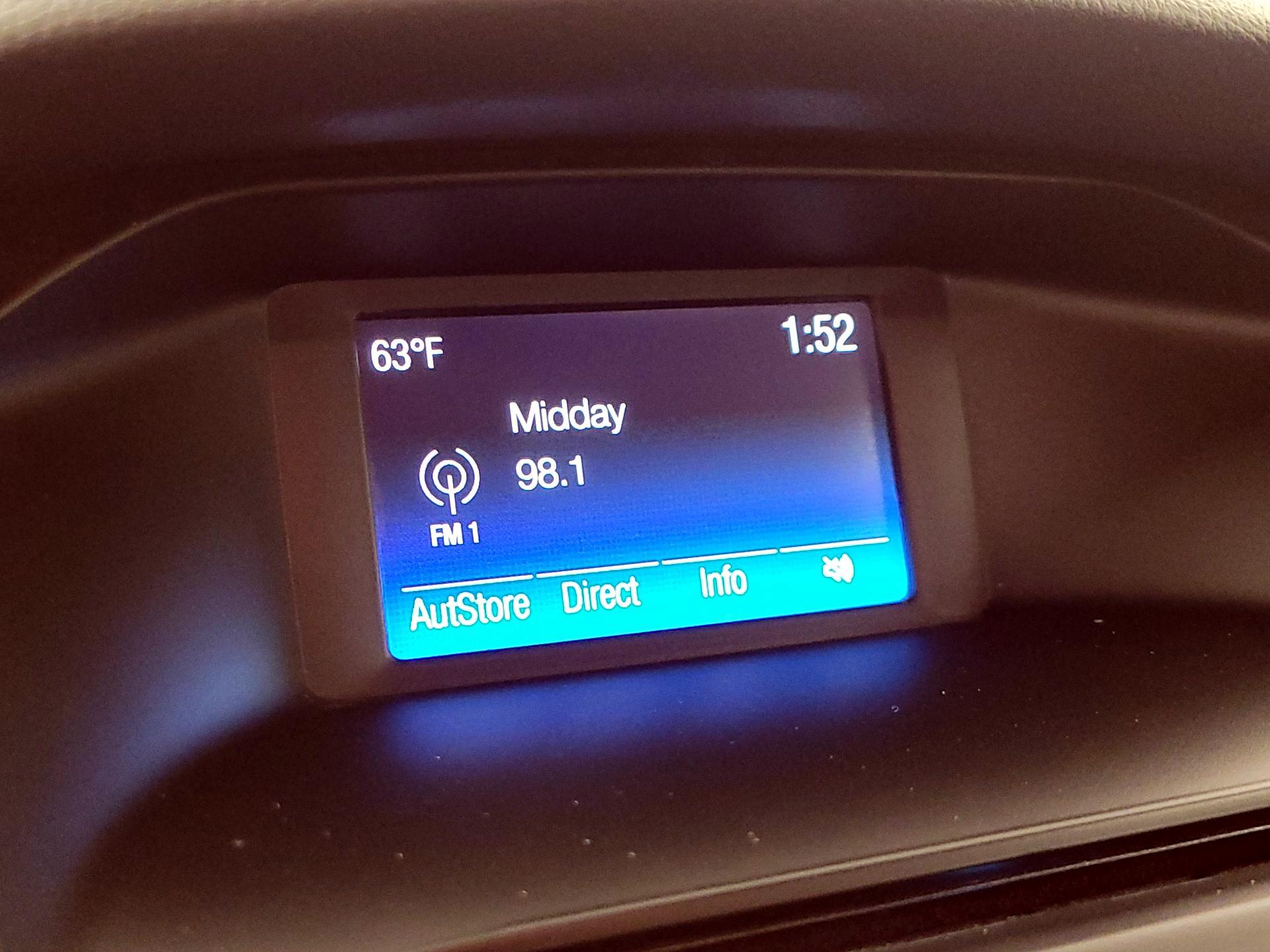 Thumbnail: 2015 Ford Focus - 15