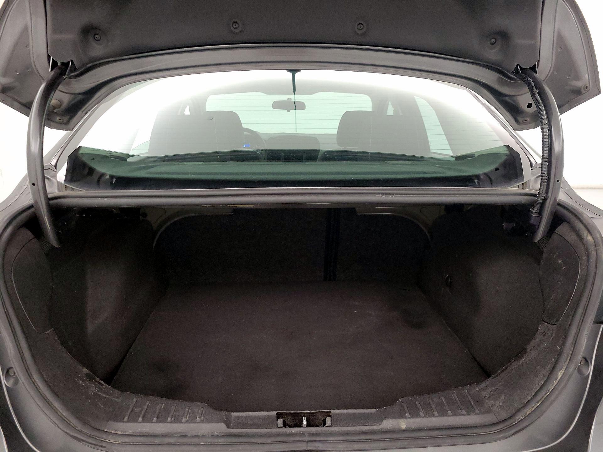 Thumbnail: 2015 Ford Focus - 20