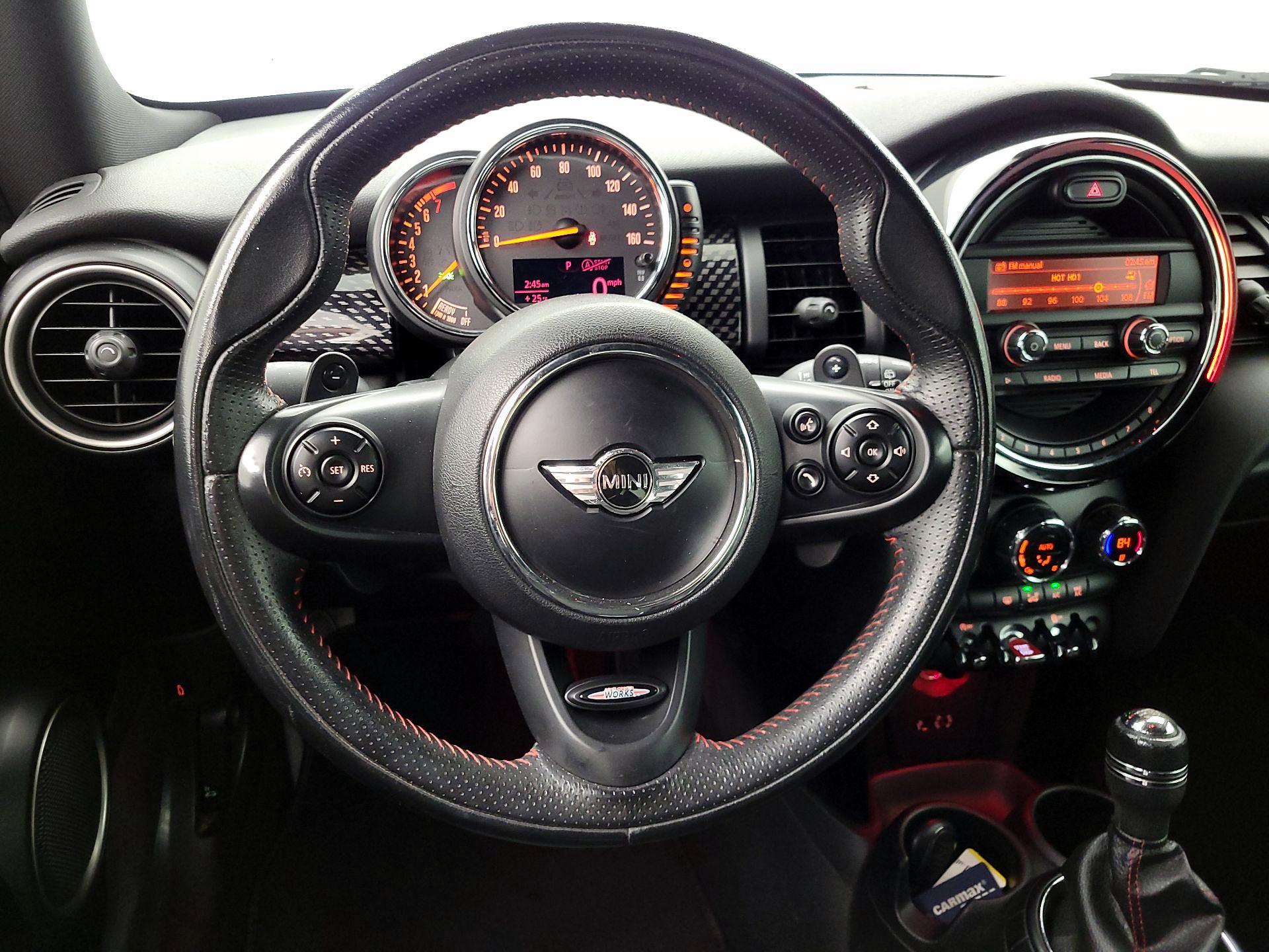 Thumbnail: 2015 MINI Cooper Hardtop - 10