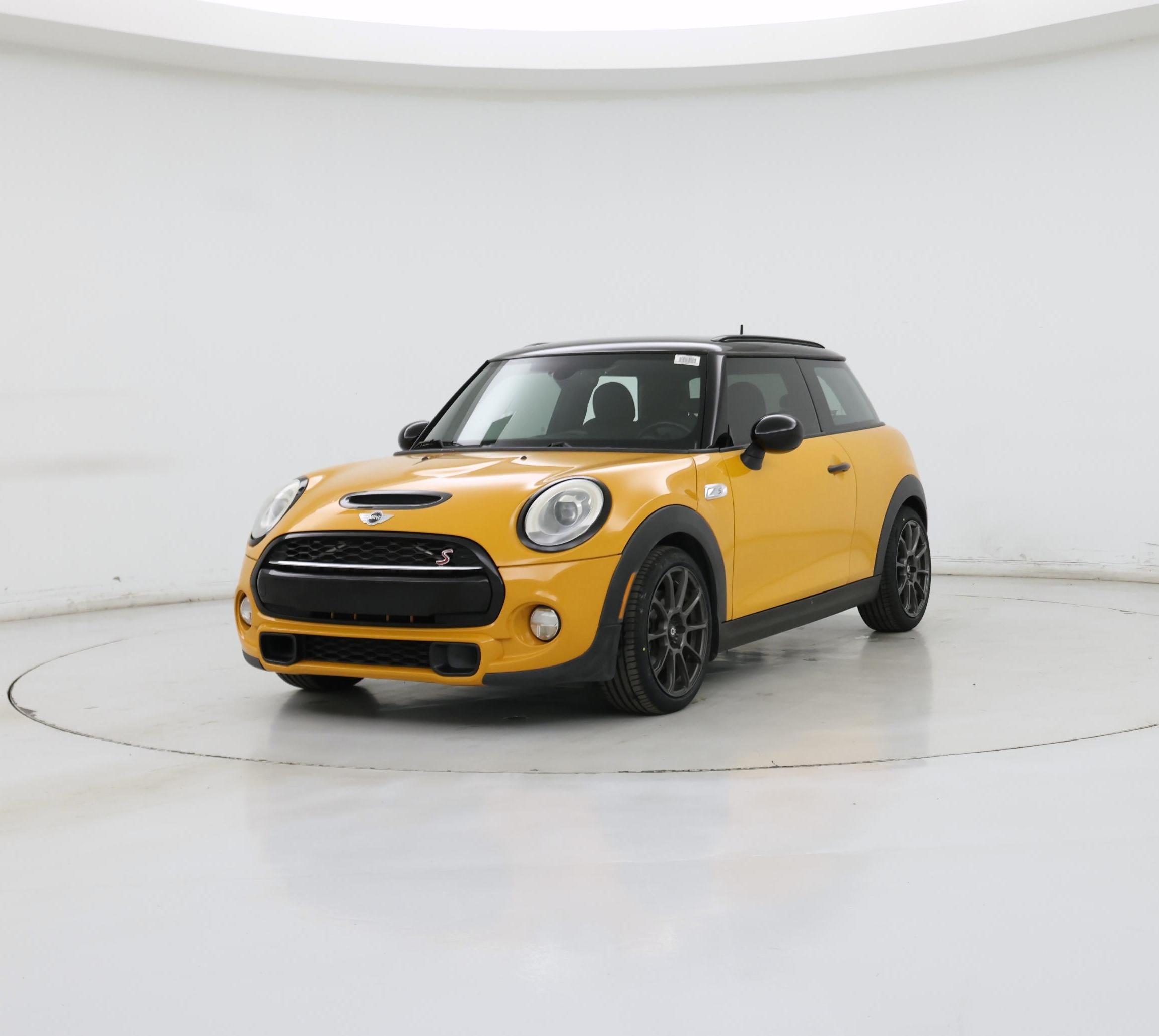 Thumbnail: 2015 MINI Cooper Hardtop - 4