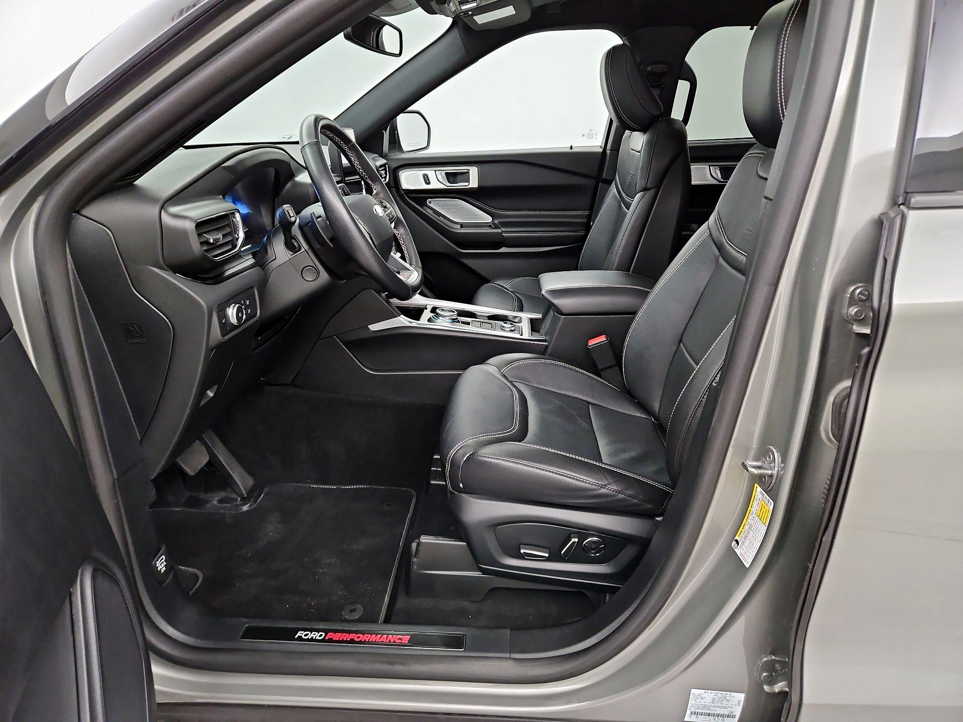 Thumbnail: 2020 Ford Explorer - 11