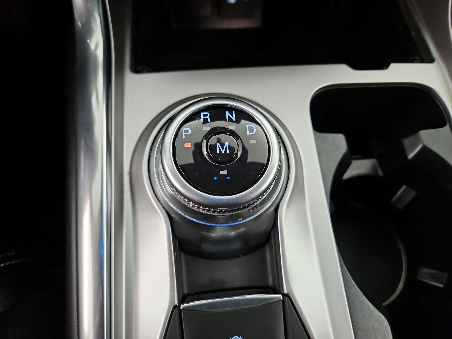 Thumbnail: 2020 Ford Explorer - 18