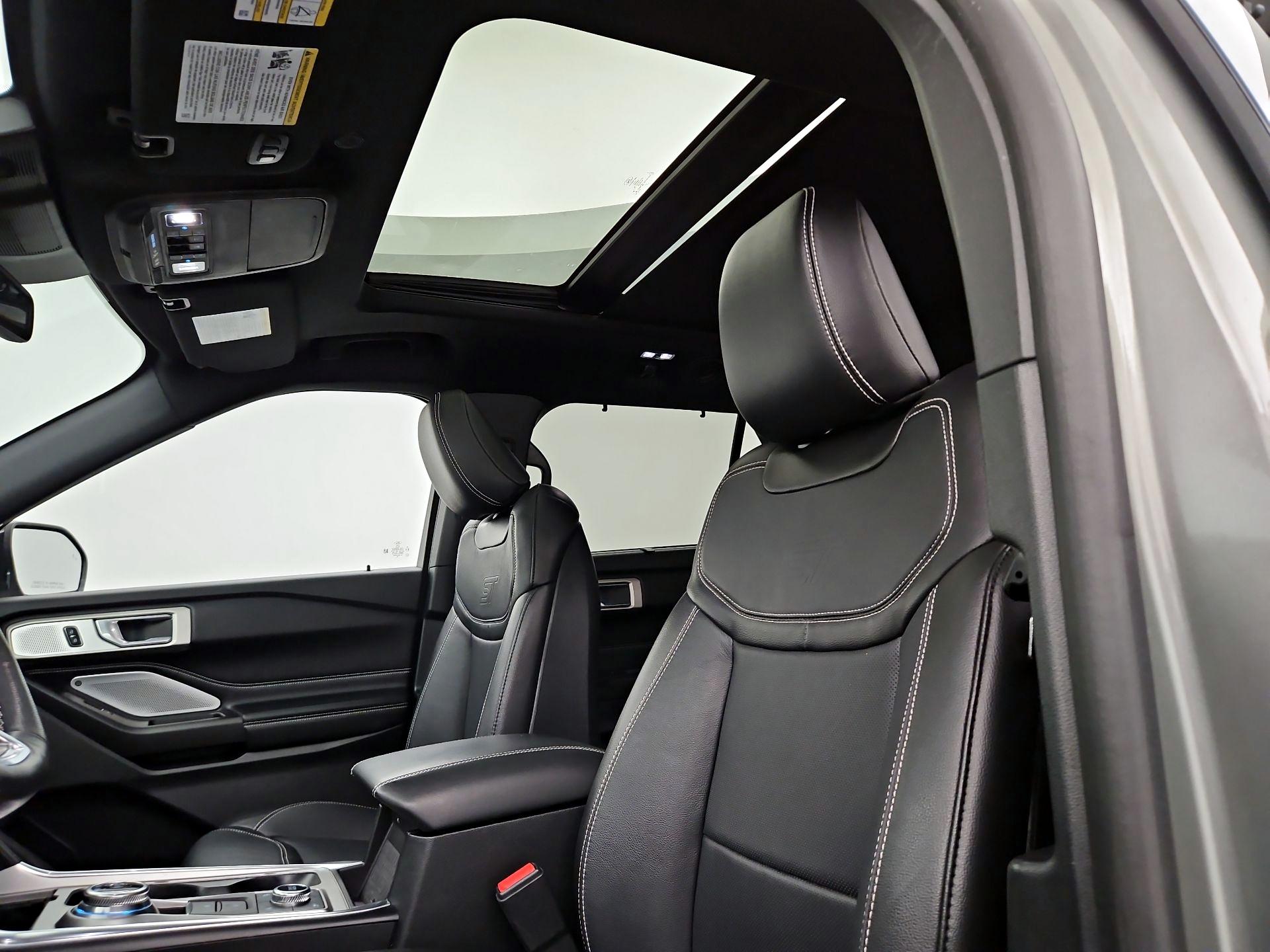 Thumbnail: 2020 Ford Explorer - 20