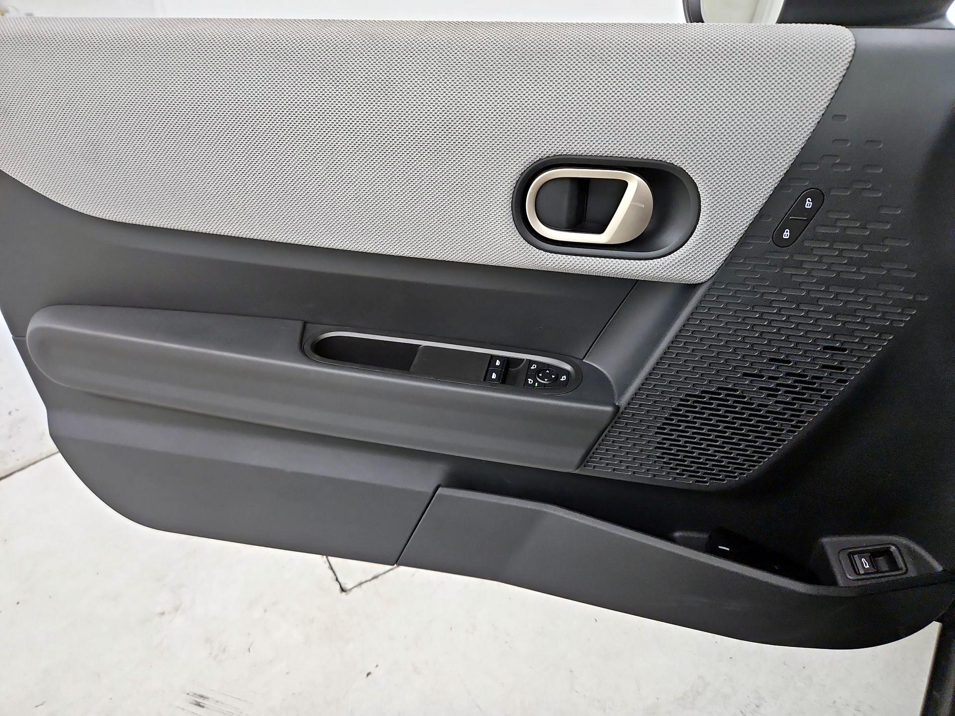 Thumbnail: 2025 MINI Cooper Hardtop - 12