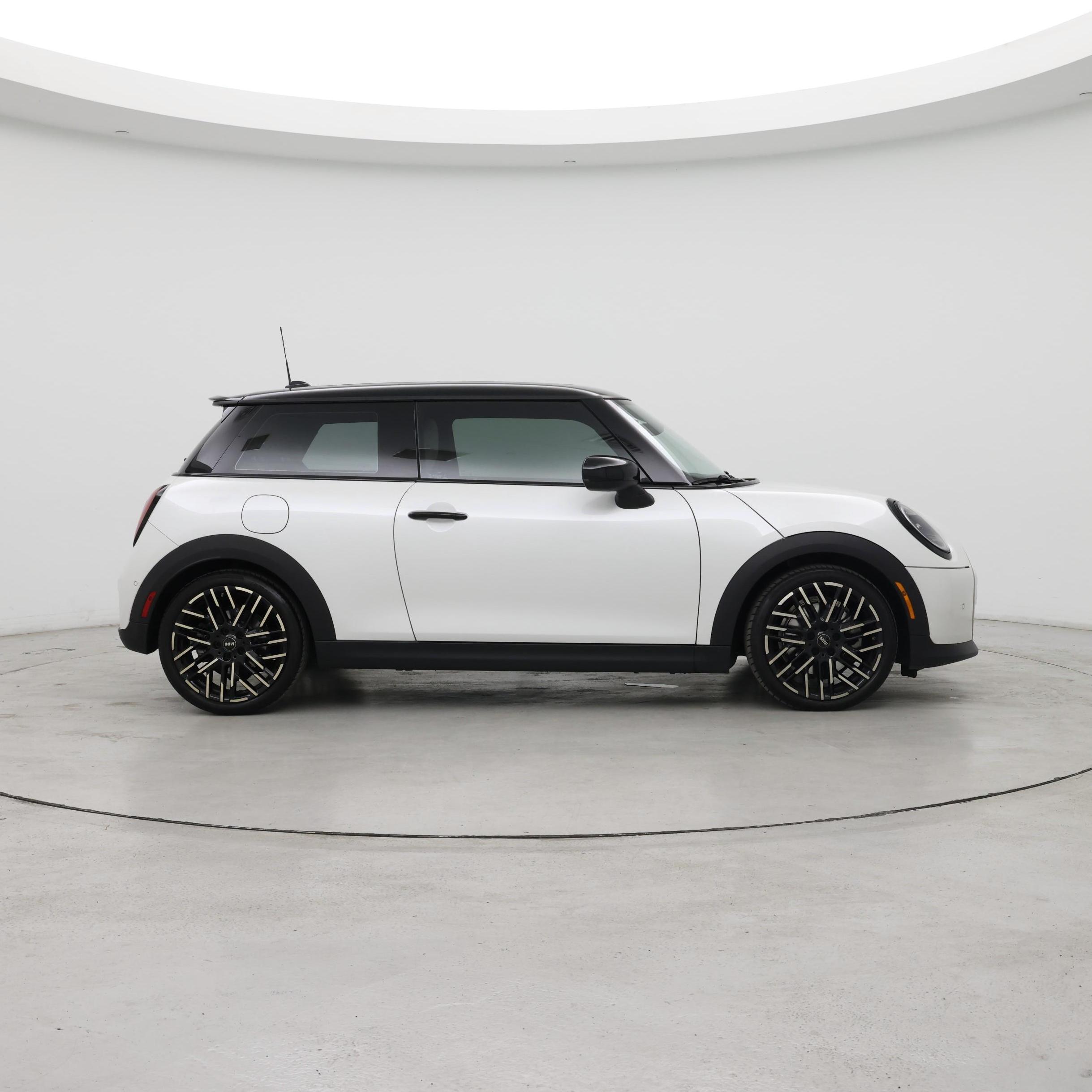 Thumbnail: 2025 MINI Cooper Hardtop - 7