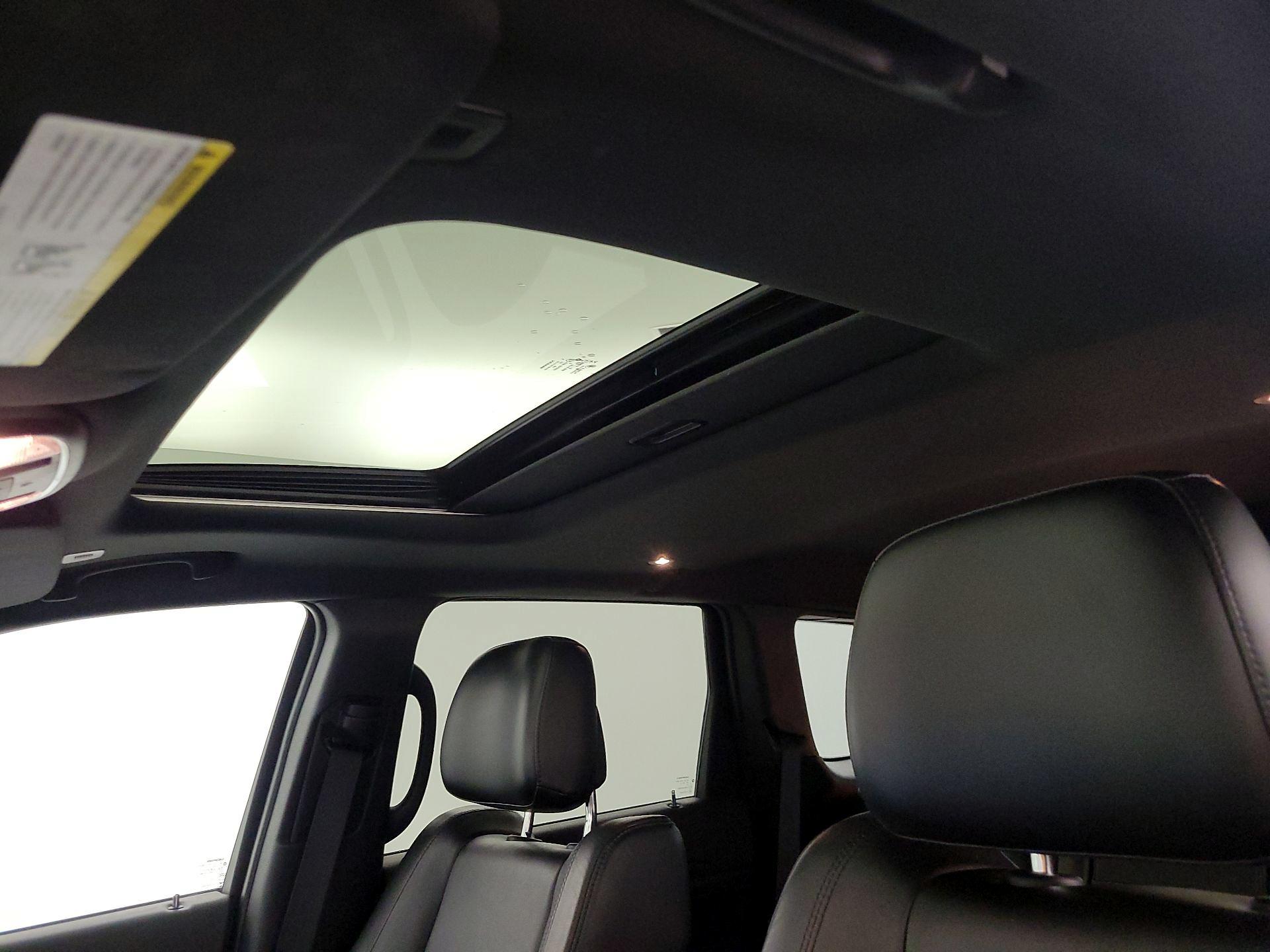 Thumbnail: 2018 Jeep Grand Cherokee - 20