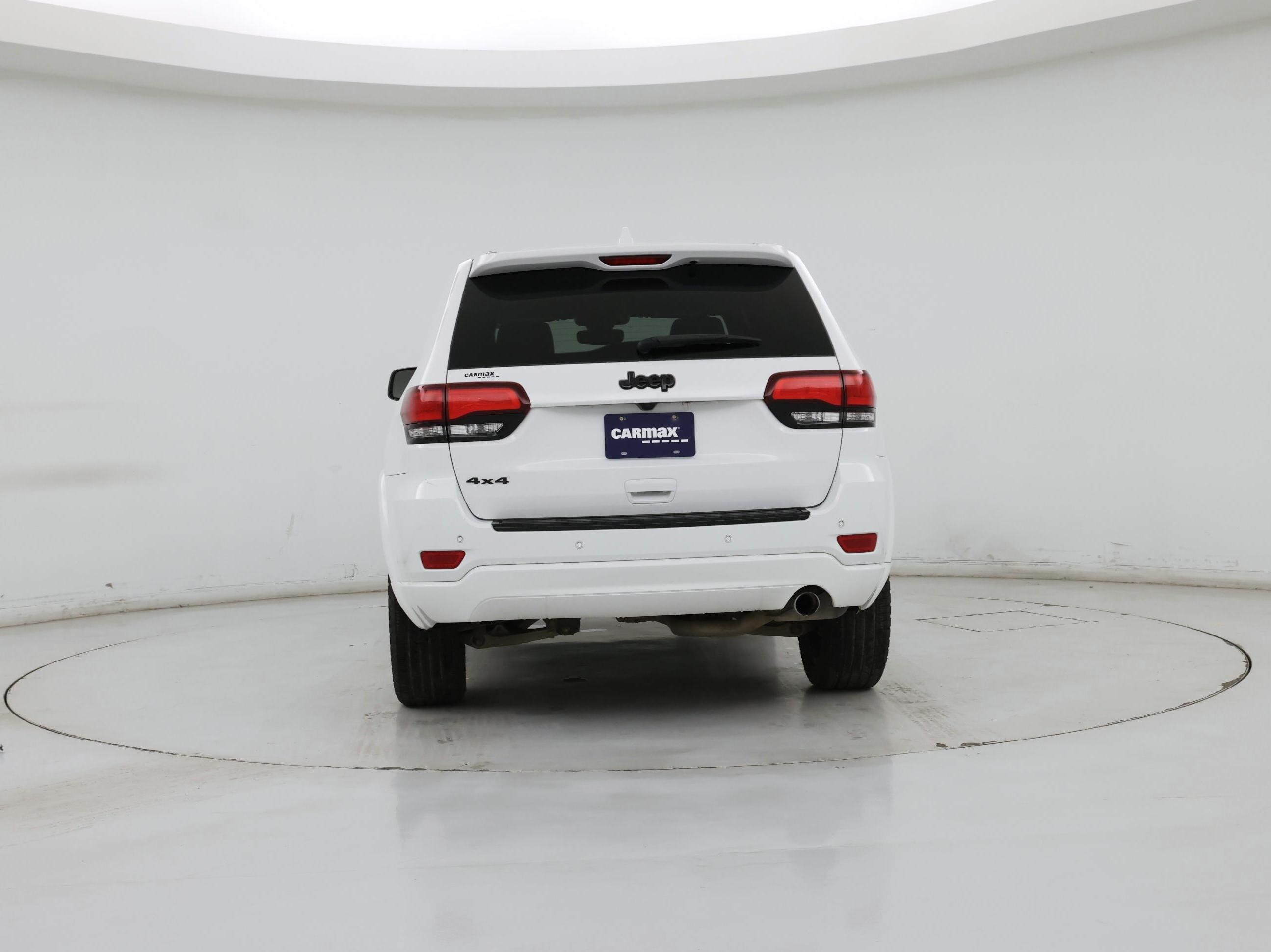 Thumbnail: 2018 Jeep Grand Cherokee - 6