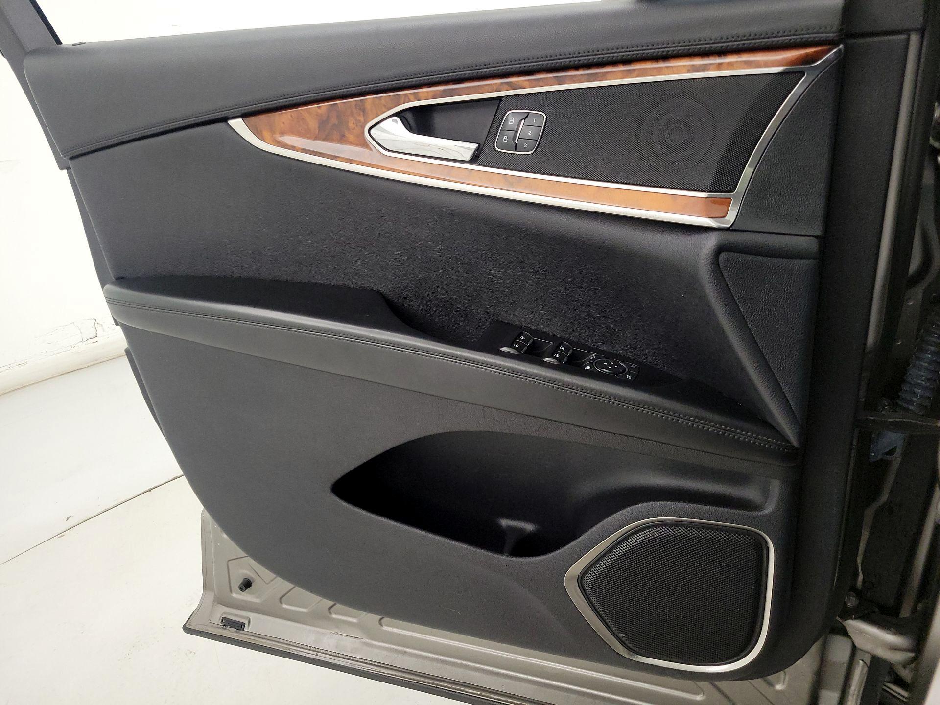 Thumbnail: 2017 Lincoln MKX - 12