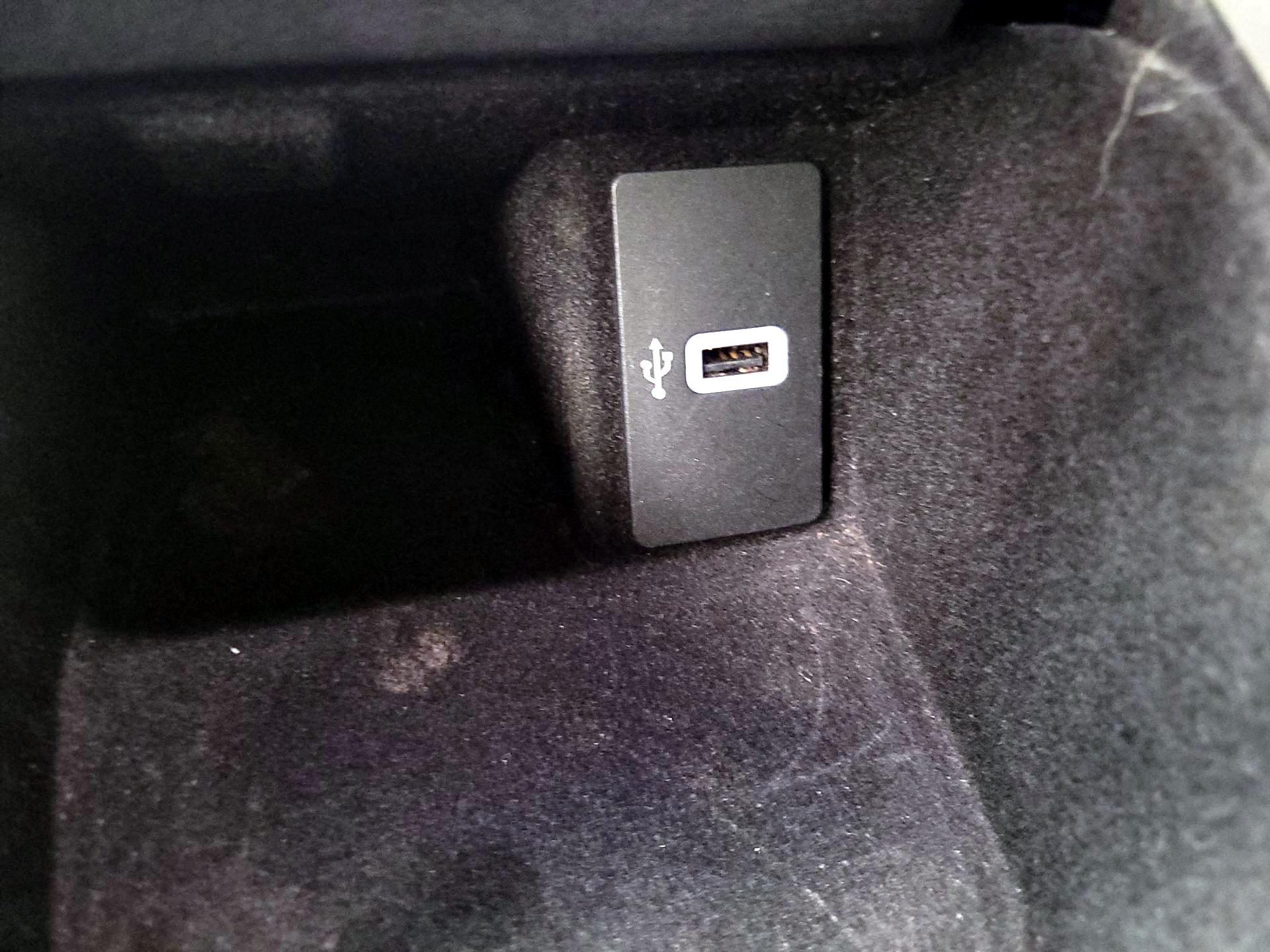 Thumbnail: 2017 Lincoln MKX - 19