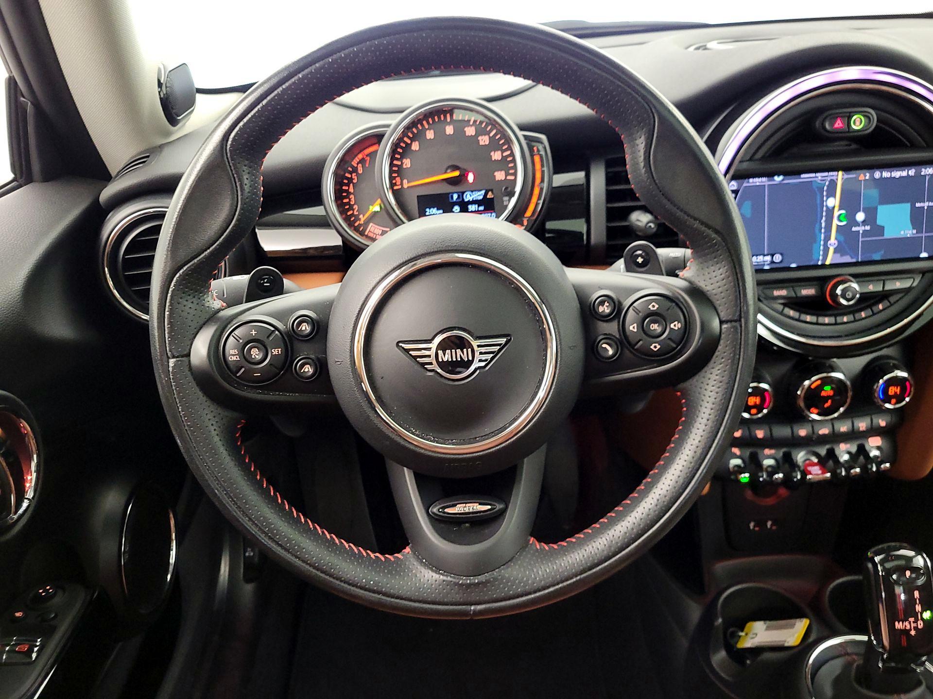 Thumbnail: 2020 MINI Cooper Hardtop - 10
